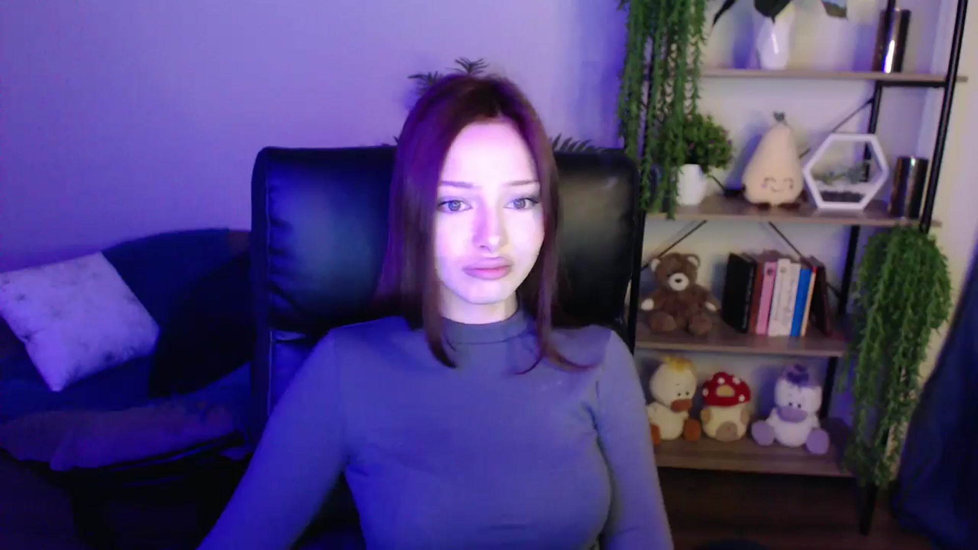 Gallery image thumbnail from KateManelli's myfreecams stream on, 04/04/2025, 08:48 image 14 of 20