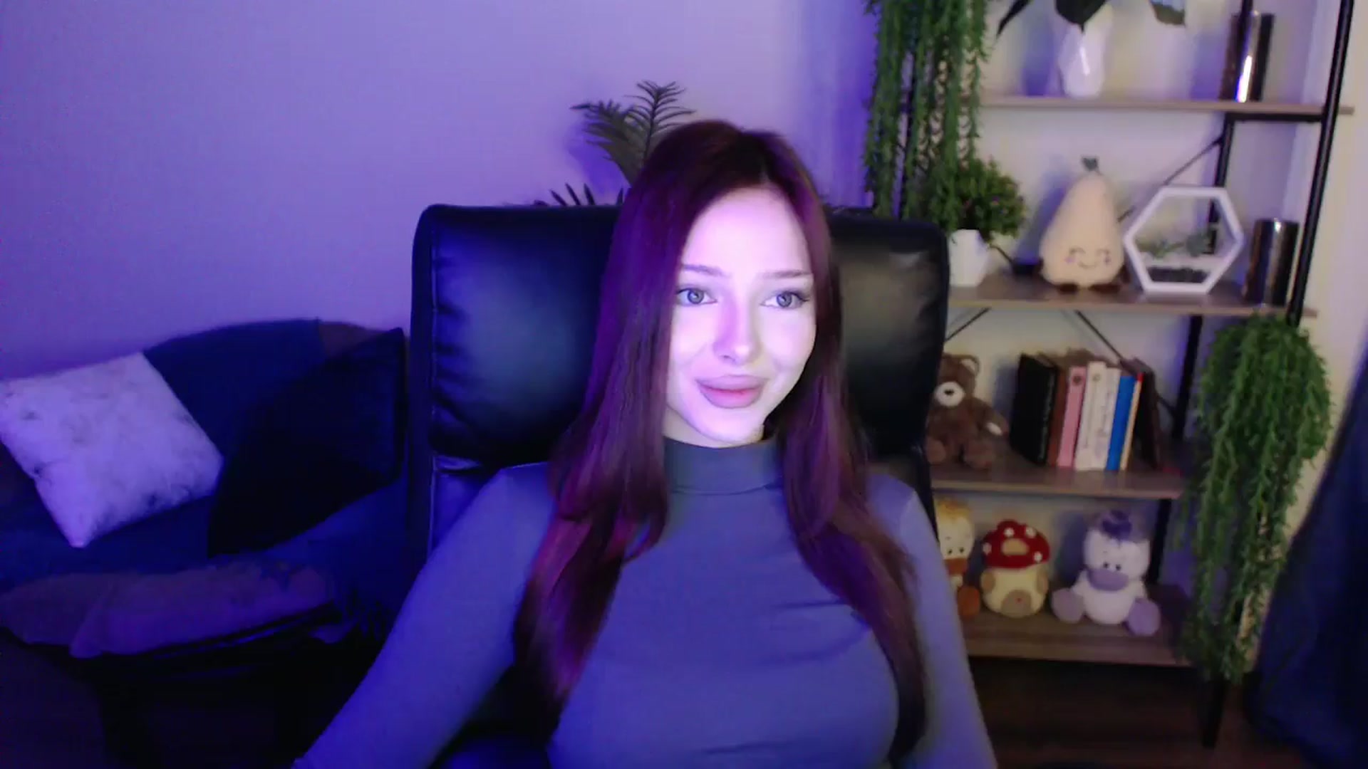 Gallery image thumbnail from KateManelli's myfreecams stream on, 04/04/2025, 09:26 image 6 of 20