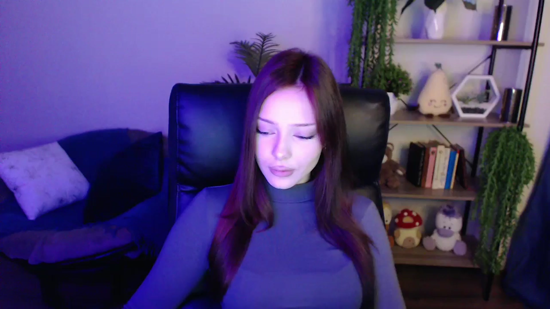 Gallery image thumbnail from KateManelli's myfreecams stream on, 04/04/2025, 09:26 image 8 of 20