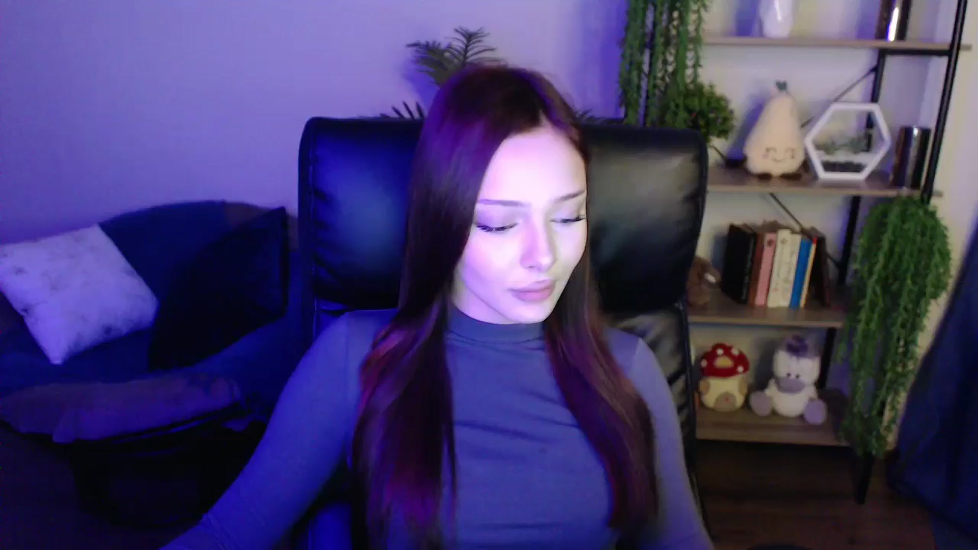 Gallery image thumbnail from KateManelli's myfreecams stream on, 04/04/2025, 13:02 image 3 of 20