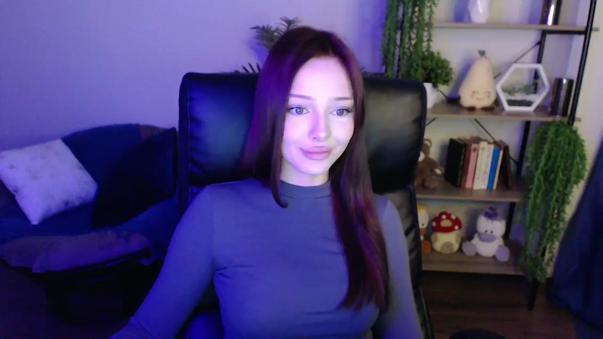 Gallery image thumbnail from KateManelli's myfreecams stream on, 04/04/2025, 13:54 image 4 of 20