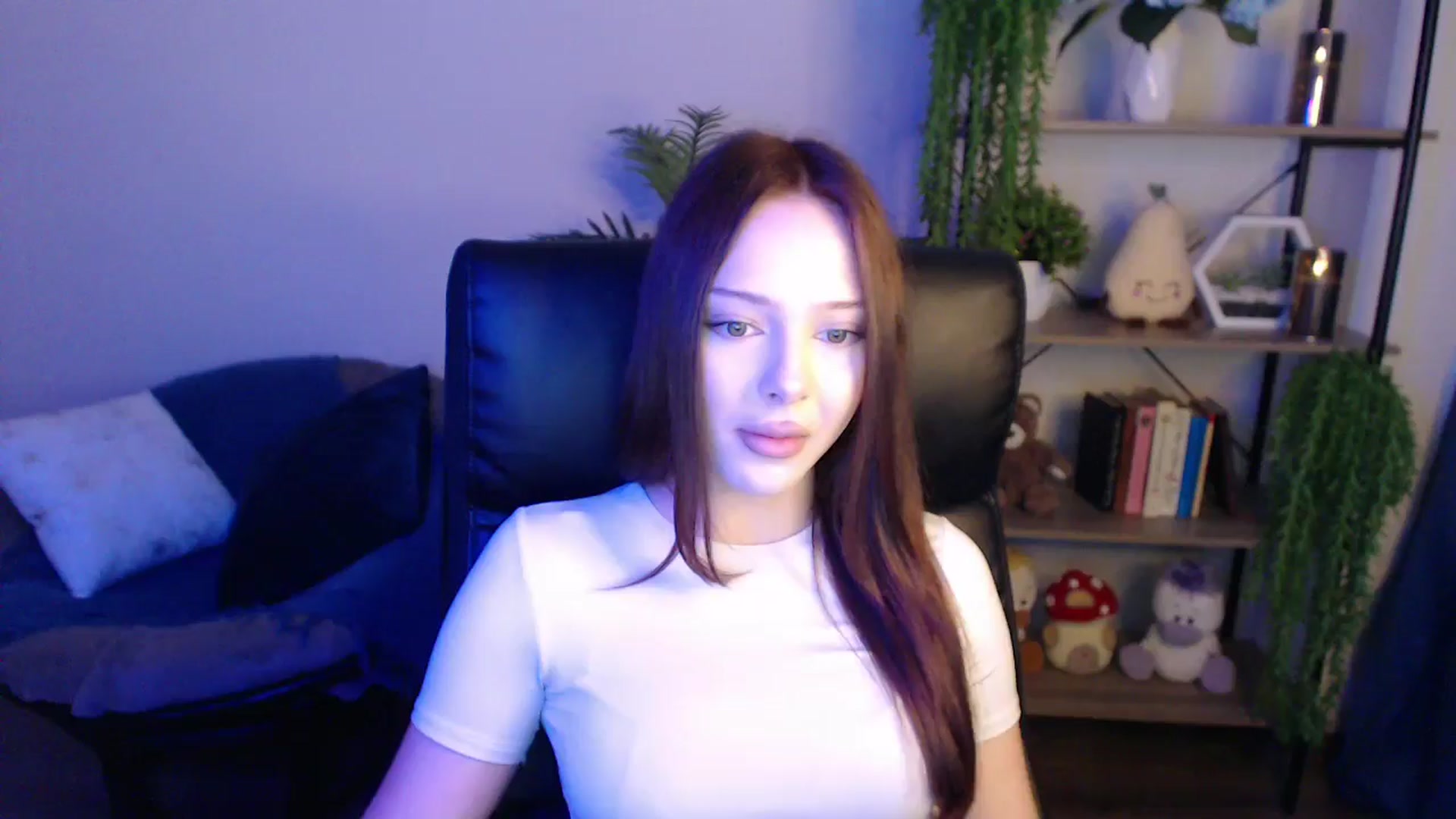 Gallery image thumbnail from KateManelli's myfreecams stream on, 04/05/2025, 09:18 image 15 of 20