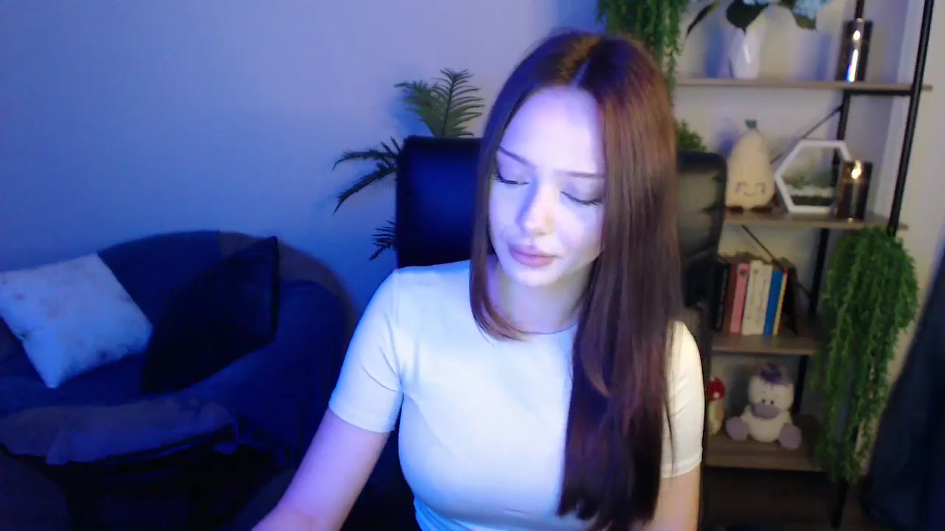 Gallery image thumbnail from KateManelli's myfreecams stream on, 04/05/2025, 11:06 image 13 of 20