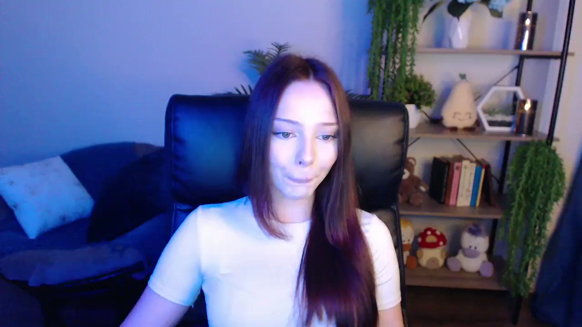 Gallery image thumbnail from KateManelli's myfreecams stream on, 04/05/2025, 11:06 image 17 of 20