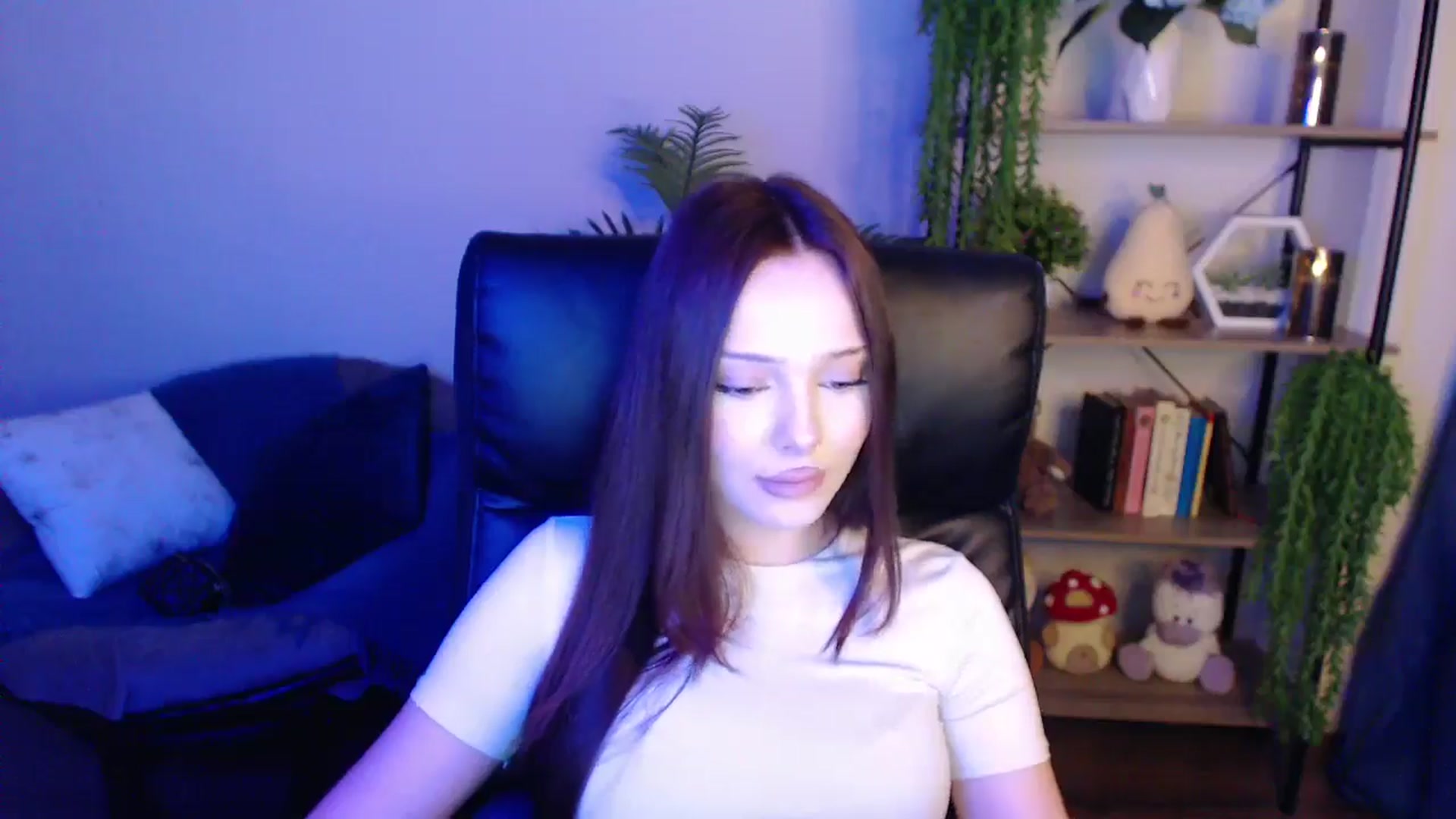 Gallery image thumbnail from KateManelli's myfreecams stream on, 04/05/2025, 13:55 image 4 of 20