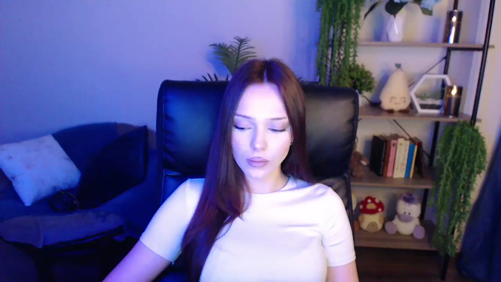 Gallery image thumbnail from KateManelli's myfreecams stream on, 04/05/2025, 13:55 image 1 of 20