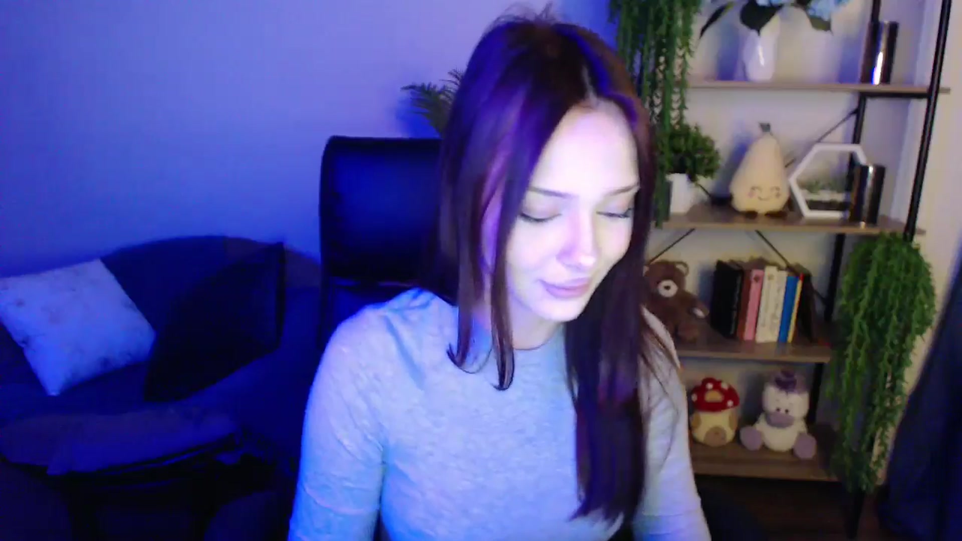 Gallery image thumbnail from KateManelli's myfreecams stream on, 04/07/2025, 09:06 image 18 of 20