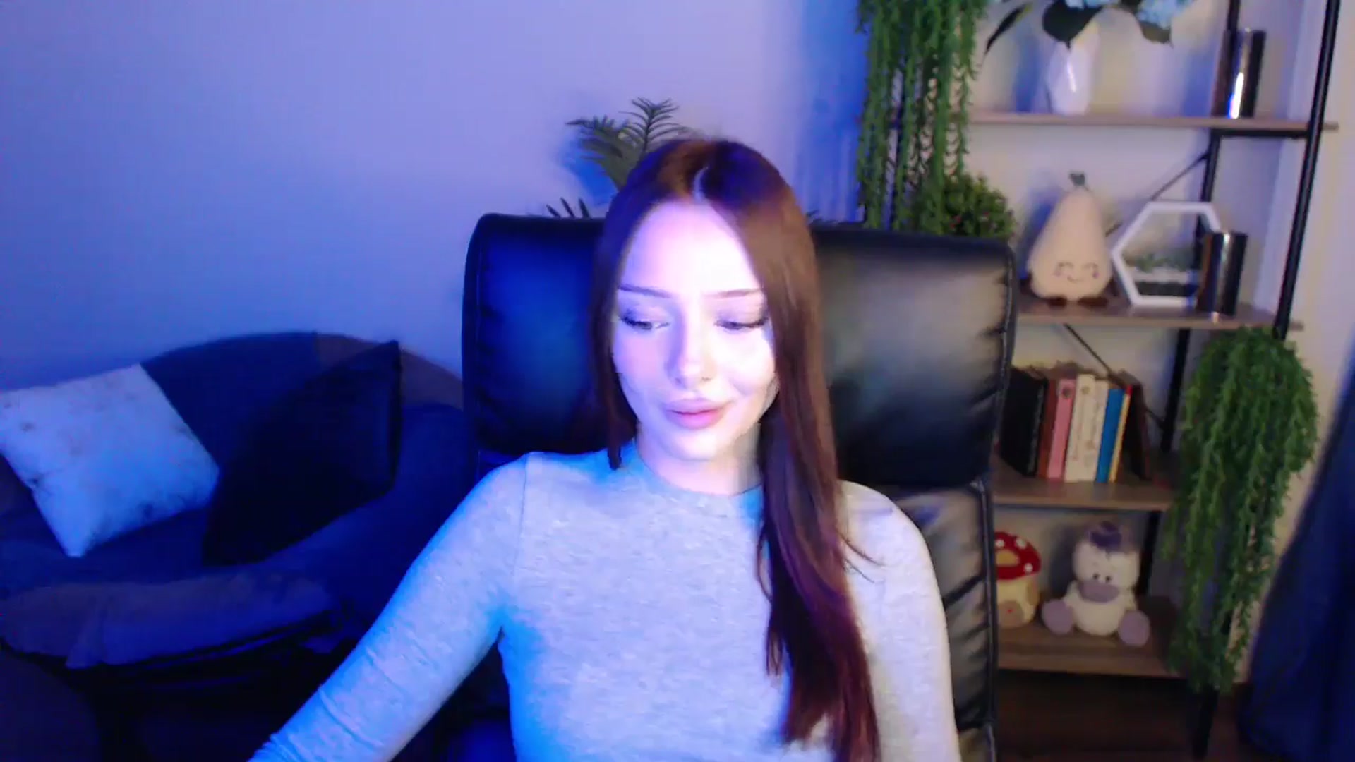 Gallery image thumbnail from KateManelli's myfreecams stream on, 04/07/2025, 10:32 image 19 of 20