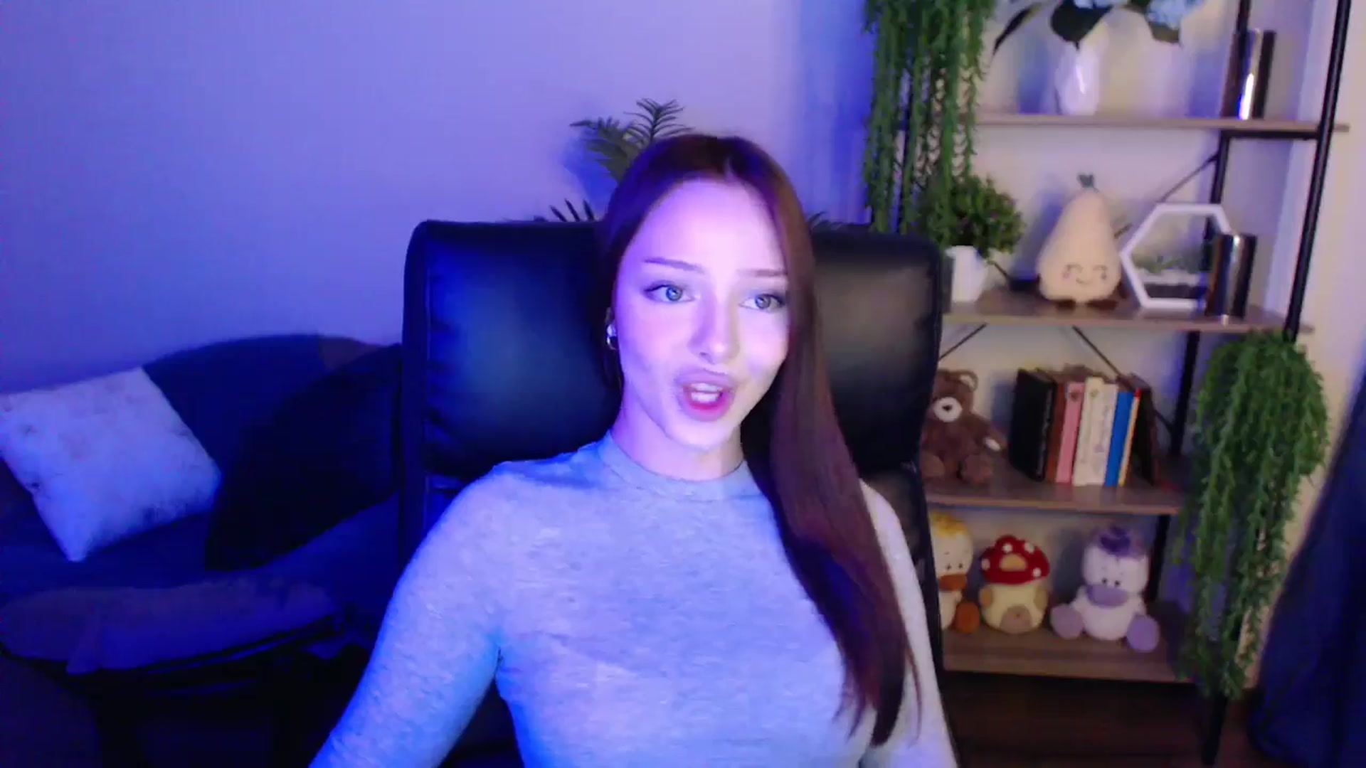 Gallery image thumbnail from KateManelli's myfreecams stream on, 04/07/2025, 11:11 image 20 of 20
