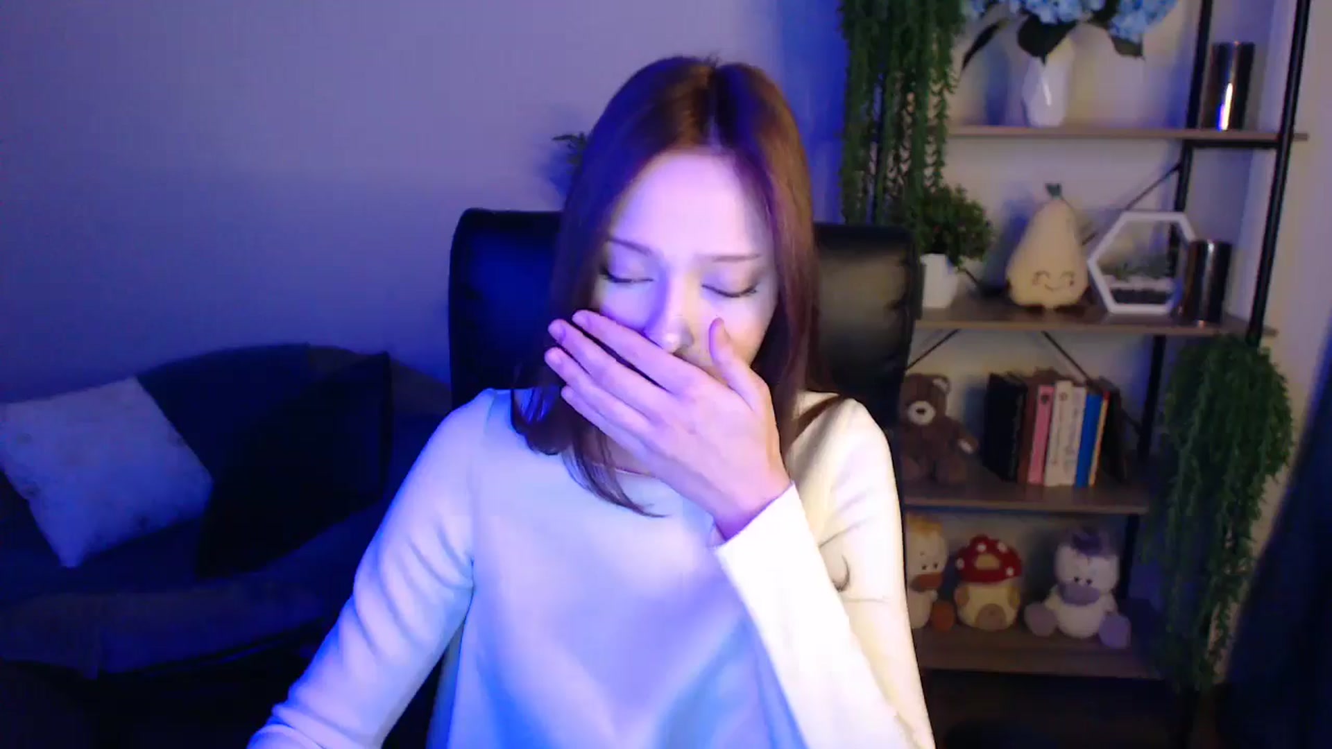Gallery image thumbnail from KateManelli's myfreecams stream on, 04/09/2025, 09:16 image 2 of 20
