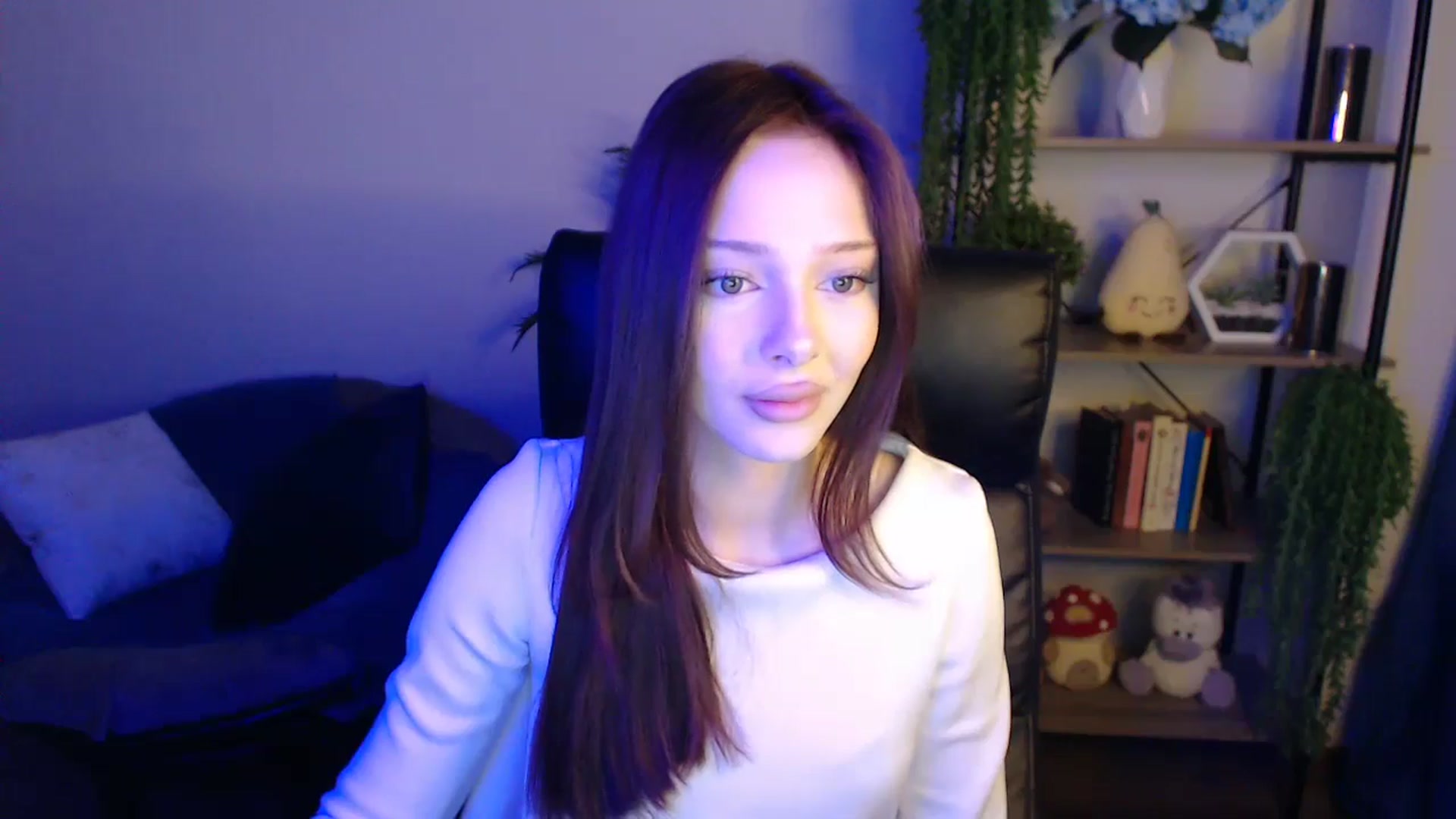 Gallery image thumbnail from KateManelli's myfreecams stream on, 04/09/2025, 09:16 image 8 of 20