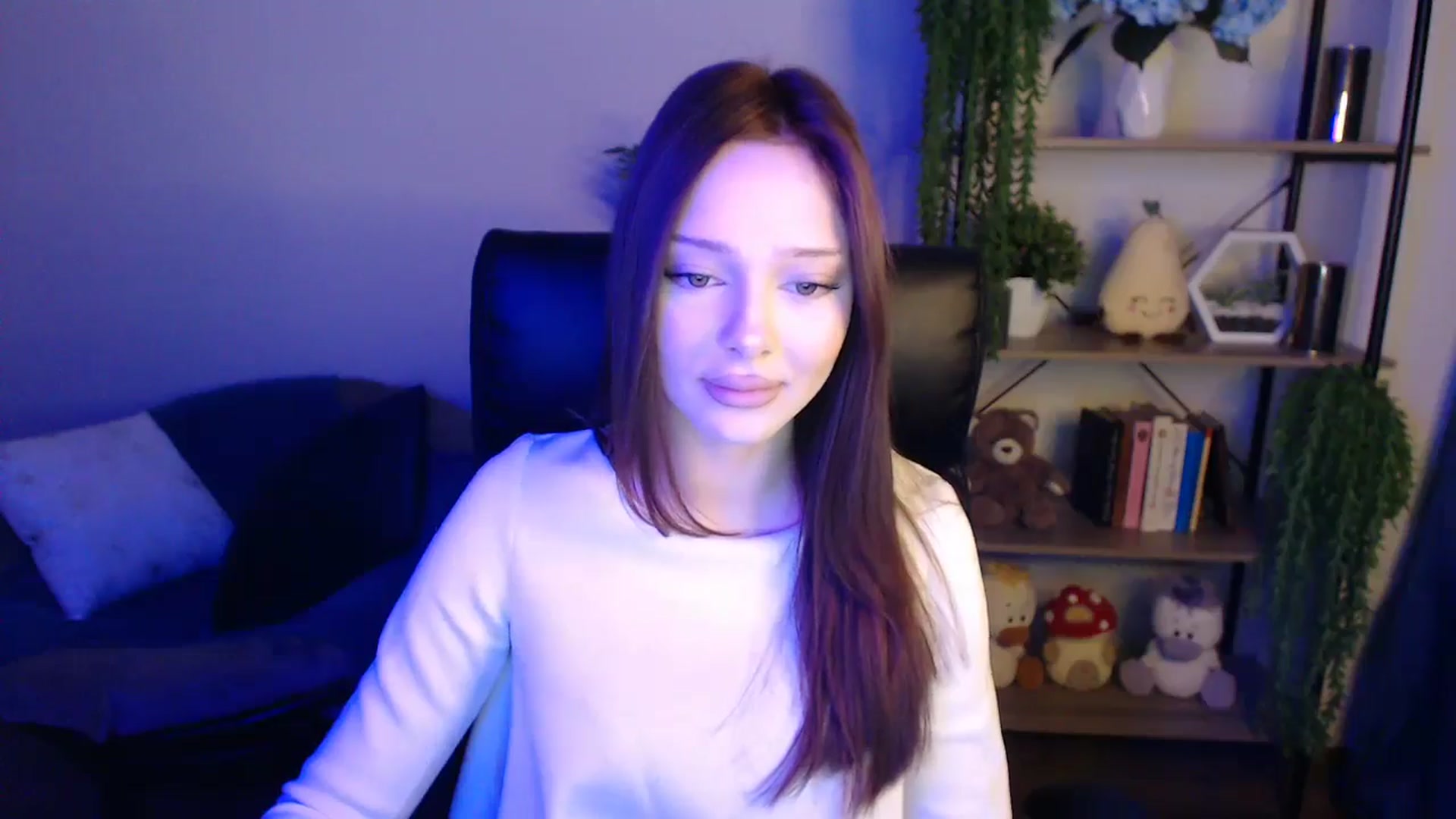 Gallery image thumbnail from KateManelli's myfreecams stream on, 04/09/2025, 09:16 image 4 of 20