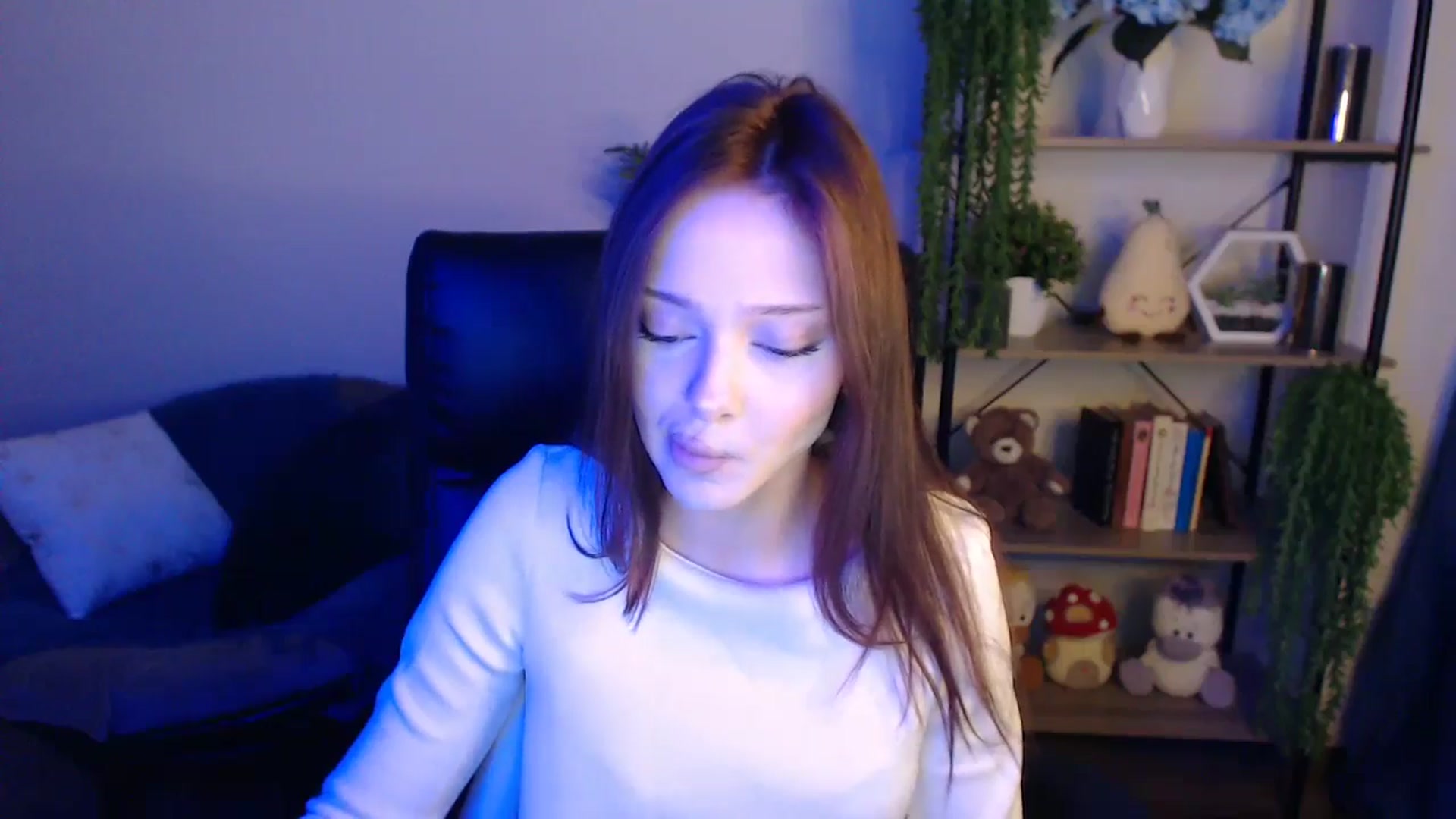 Gallery image thumbnail from KateManelli's myfreecams stream on, 04/09/2025, 09:55 image 12 of 20