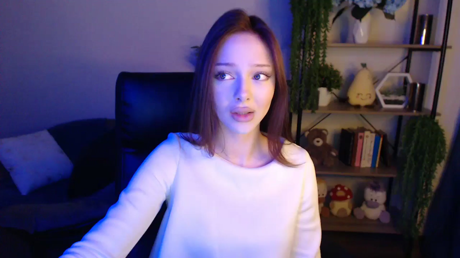 Gallery image thumbnail from KateManelli's myfreecams stream on, 04/09/2025, 09:55 image 1 of 20