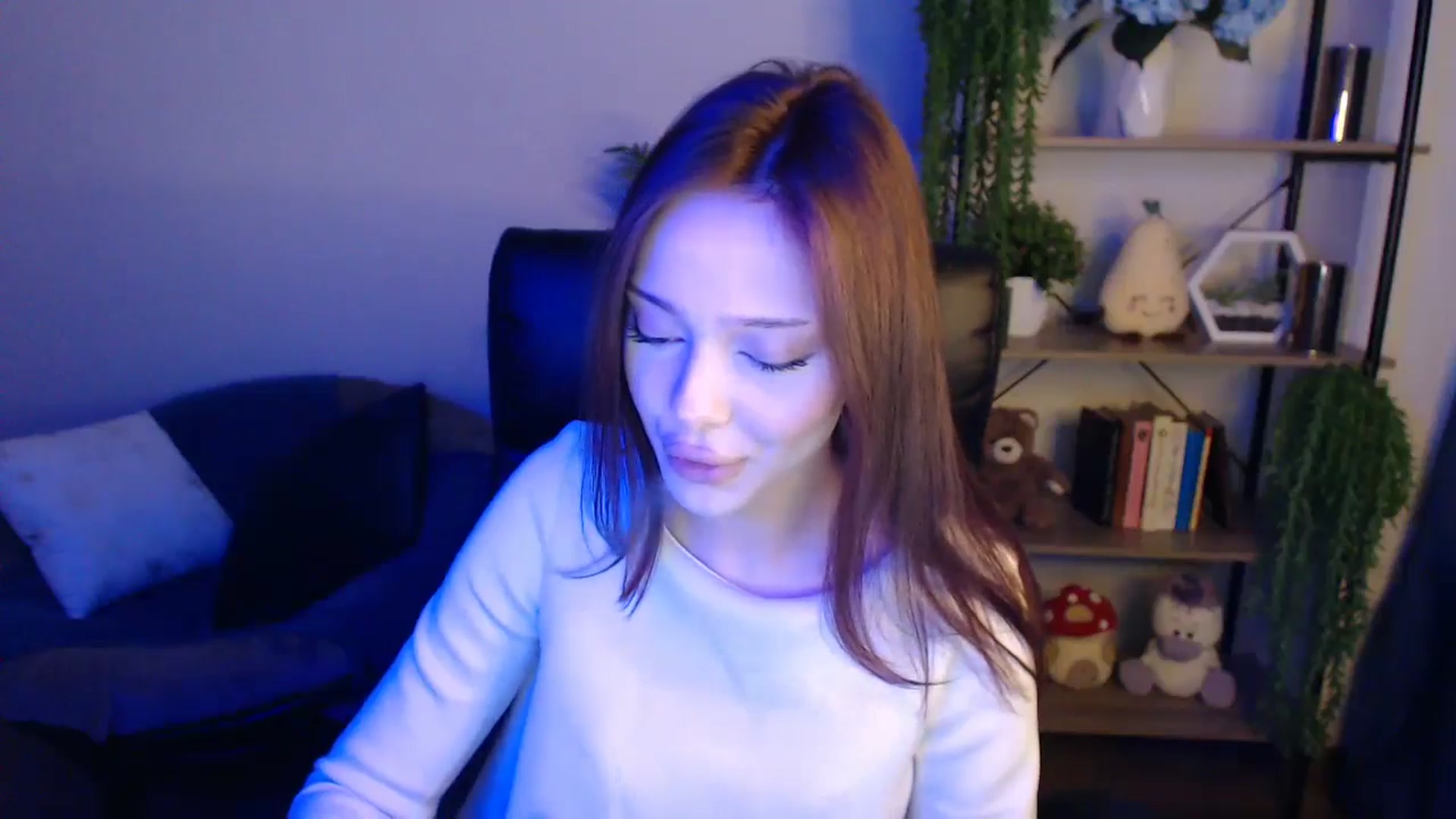 Gallery image thumbnail from KateManelli's myfreecams stream on, 04/09/2025, 09:55 image 11 of 20