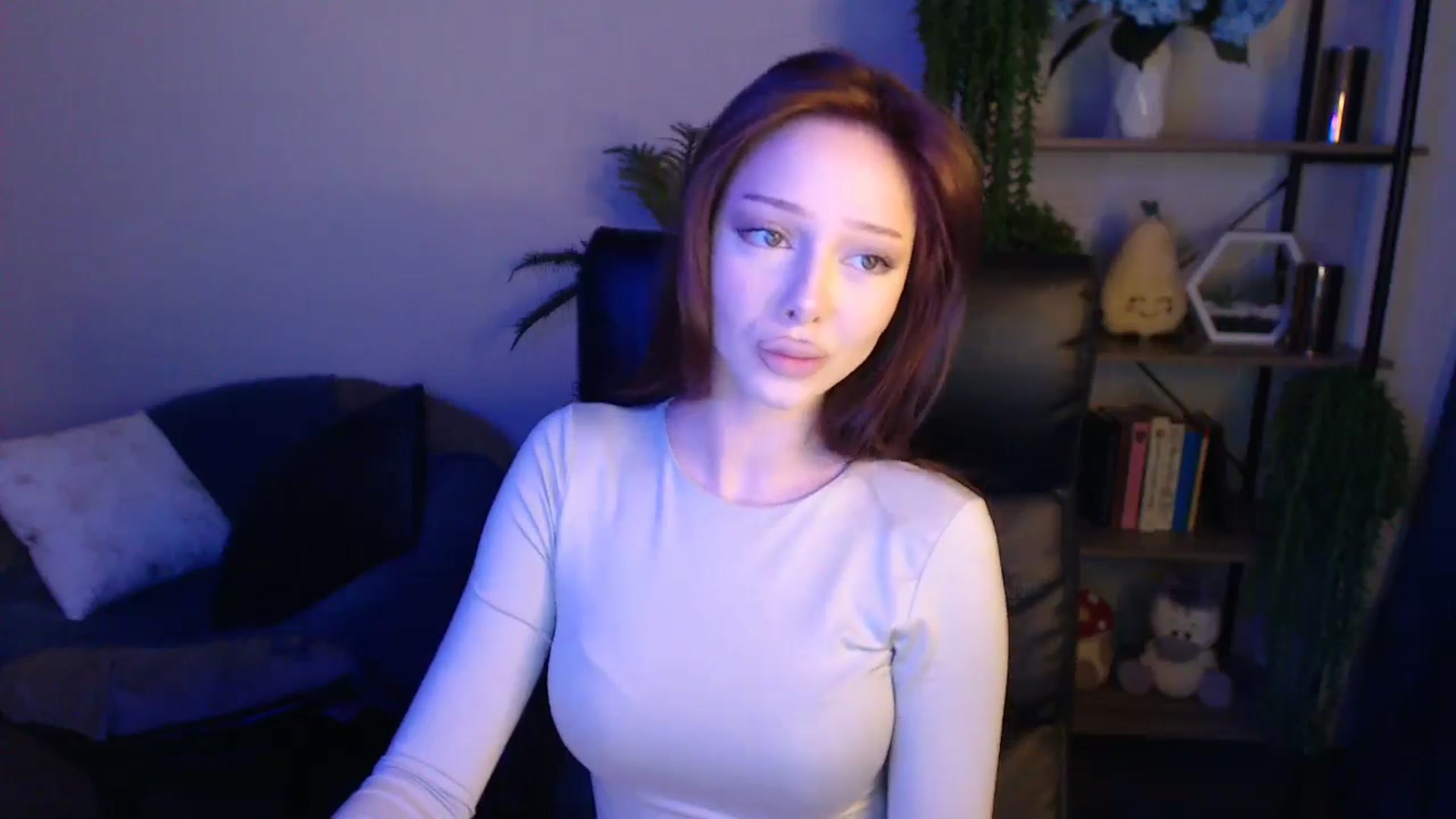 Gallery image thumbnail from KateManelli's myfreecams stream on, 04/11/2025, 08:44 image 14 of 20