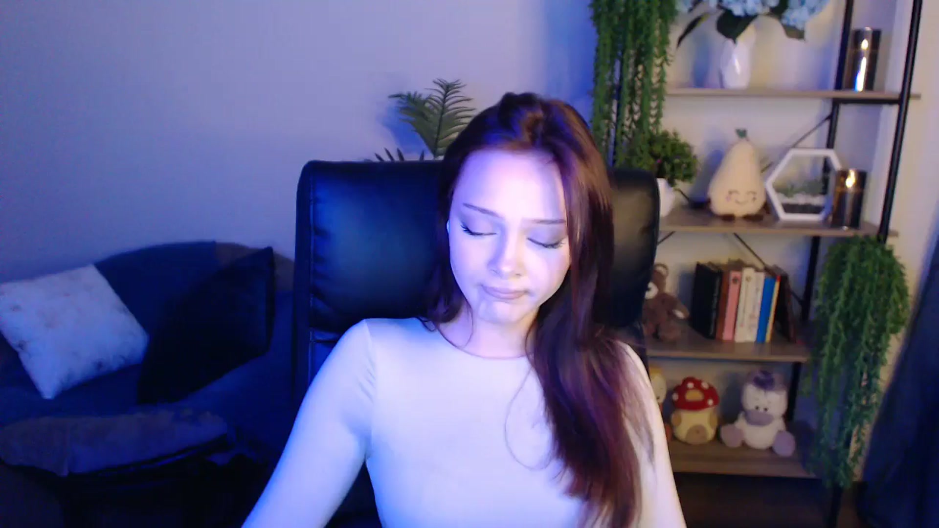 Gallery image thumbnail from KateManelli's myfreecams stream on, 04/11/2025, 10:27 image 1 of 20