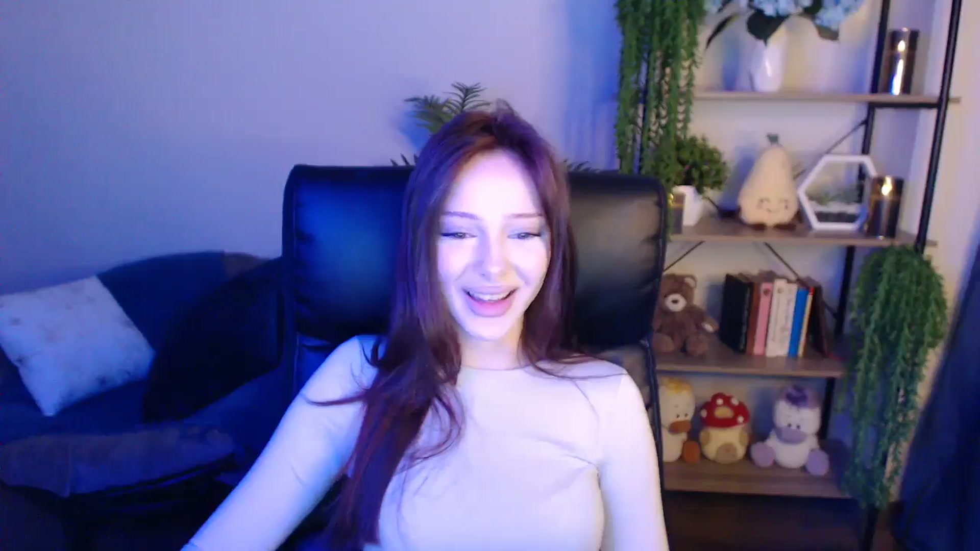 Gallery image thumbnail from KateManelli's myfreecams stream on, 04/11/2025, 11:10 image 20 of 20