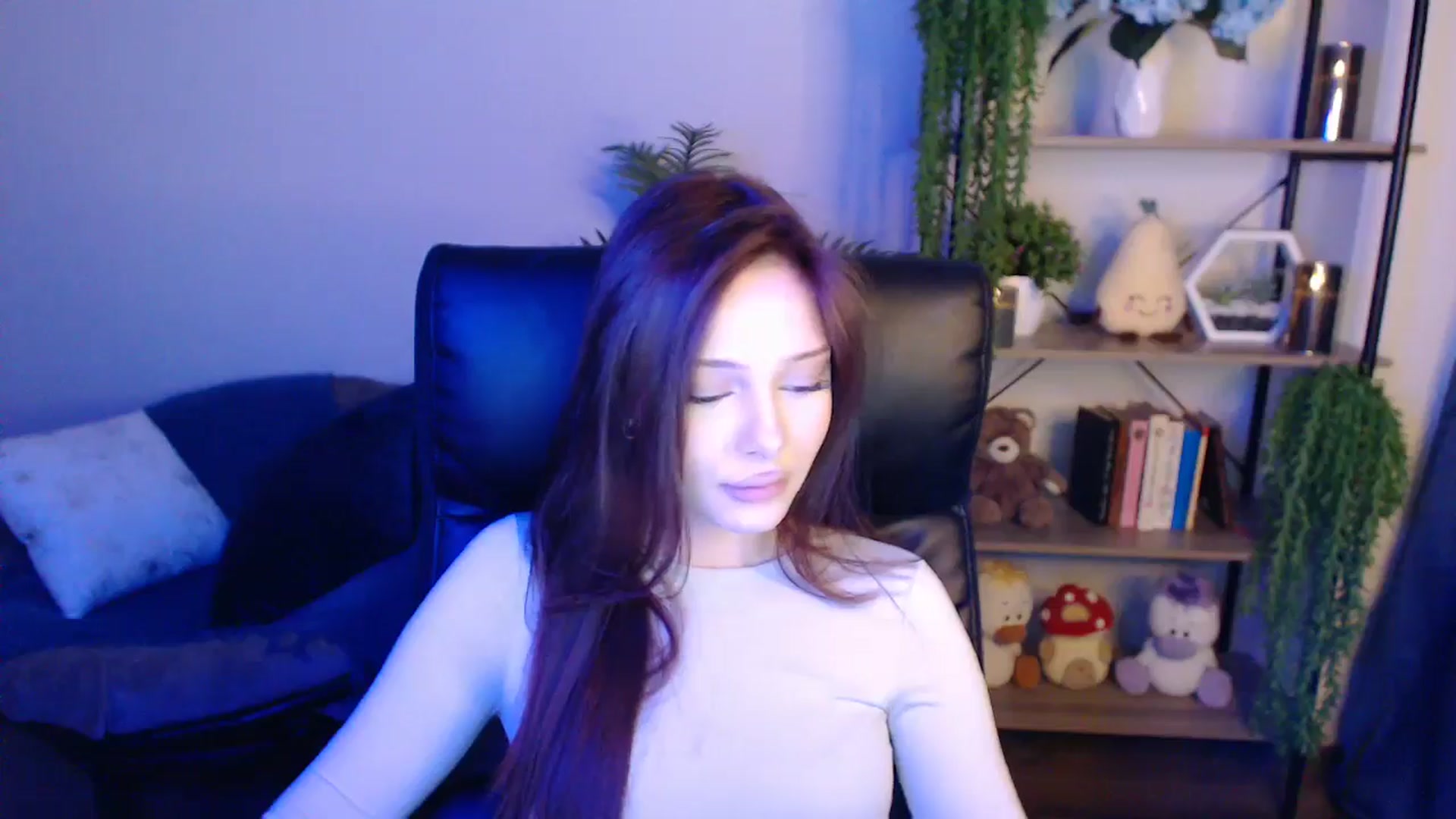 Gallery image thumbnail from KateManelli's myfreecams stream on, 04/11/2025, 11:10 image 2 of 20