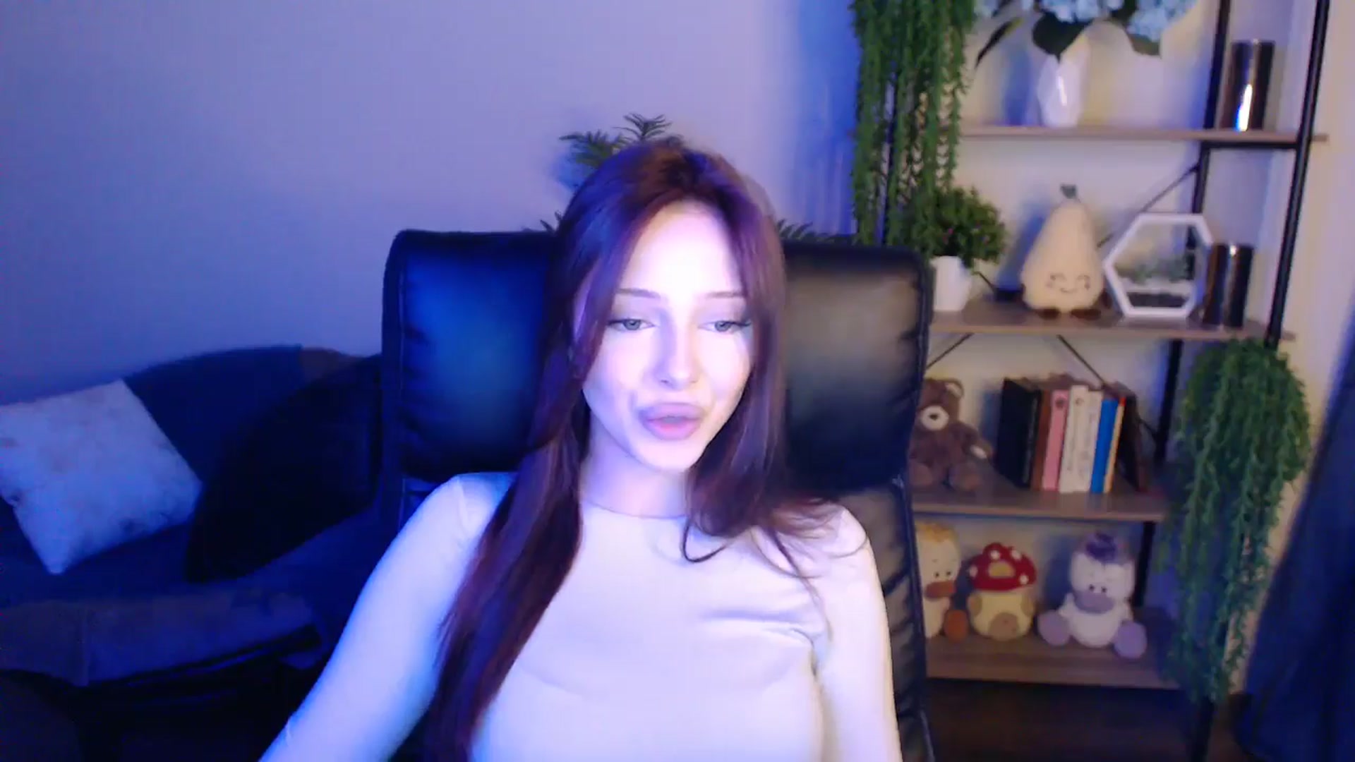 Gallery image thumbnail from KateManelli's myfreecams stream on, 04/11/2025, 13:24 image 16 of 20
