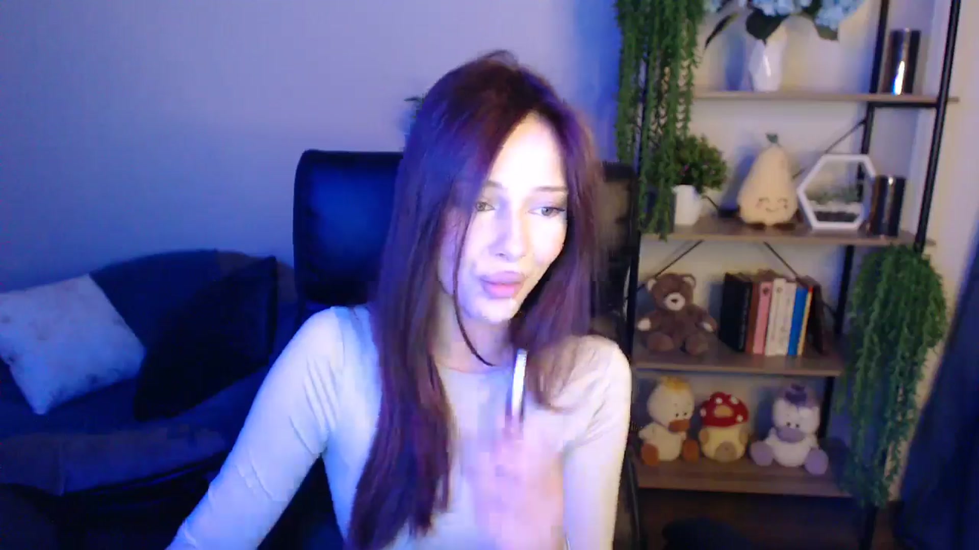 Gallery image thumbnail from KateManelli's myfreecams stream on, 04/11/2025, 13:24 image 4 of 20
