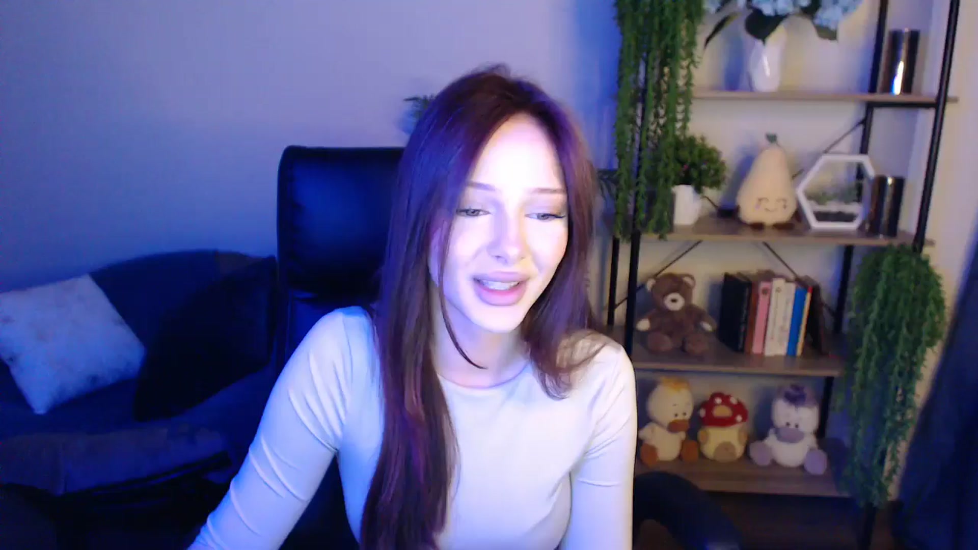 Gallery image thumbnail from KateManelli's myfreecams stream on, 04/11/2025, 13:24 image 2 of 20