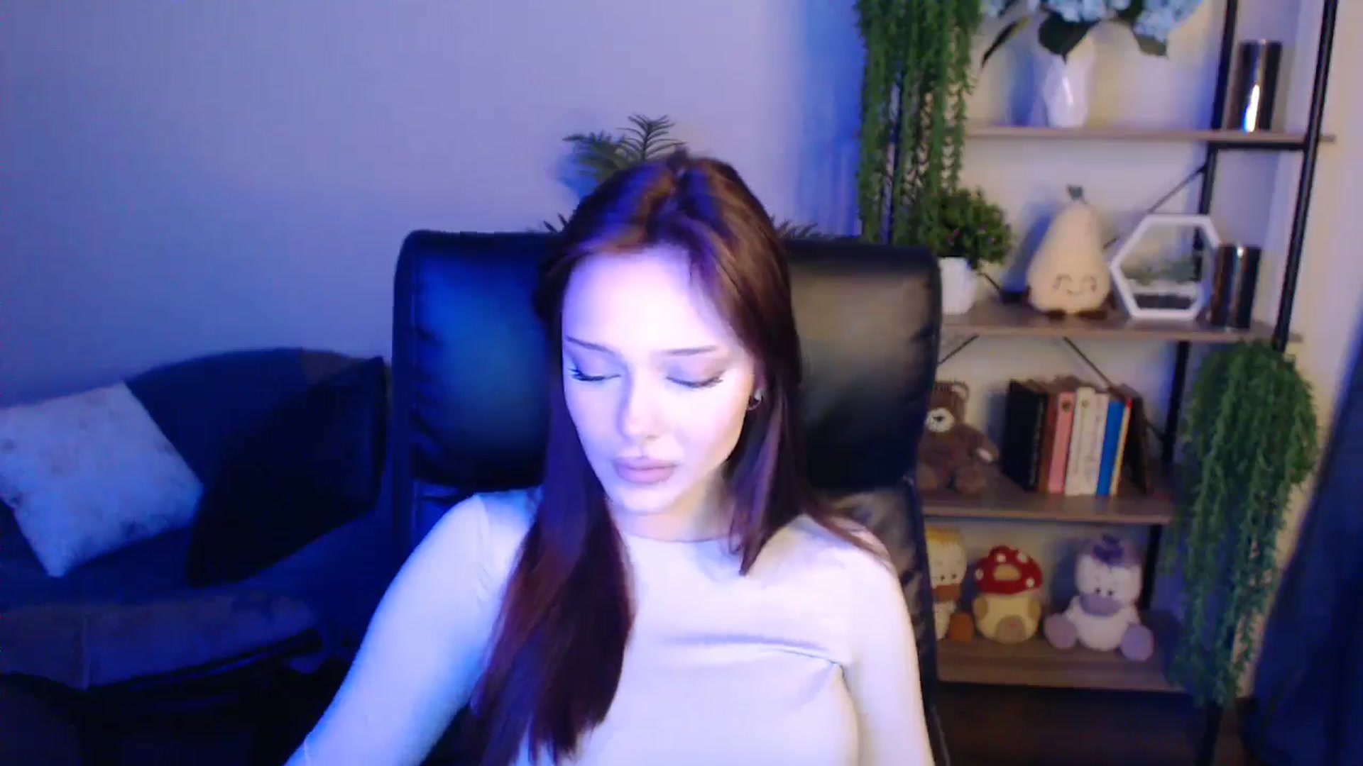 Gallery image thumbnail from KateManelli's myfreecams stream on, 04/11/2025, 13:24 image 13 of 20