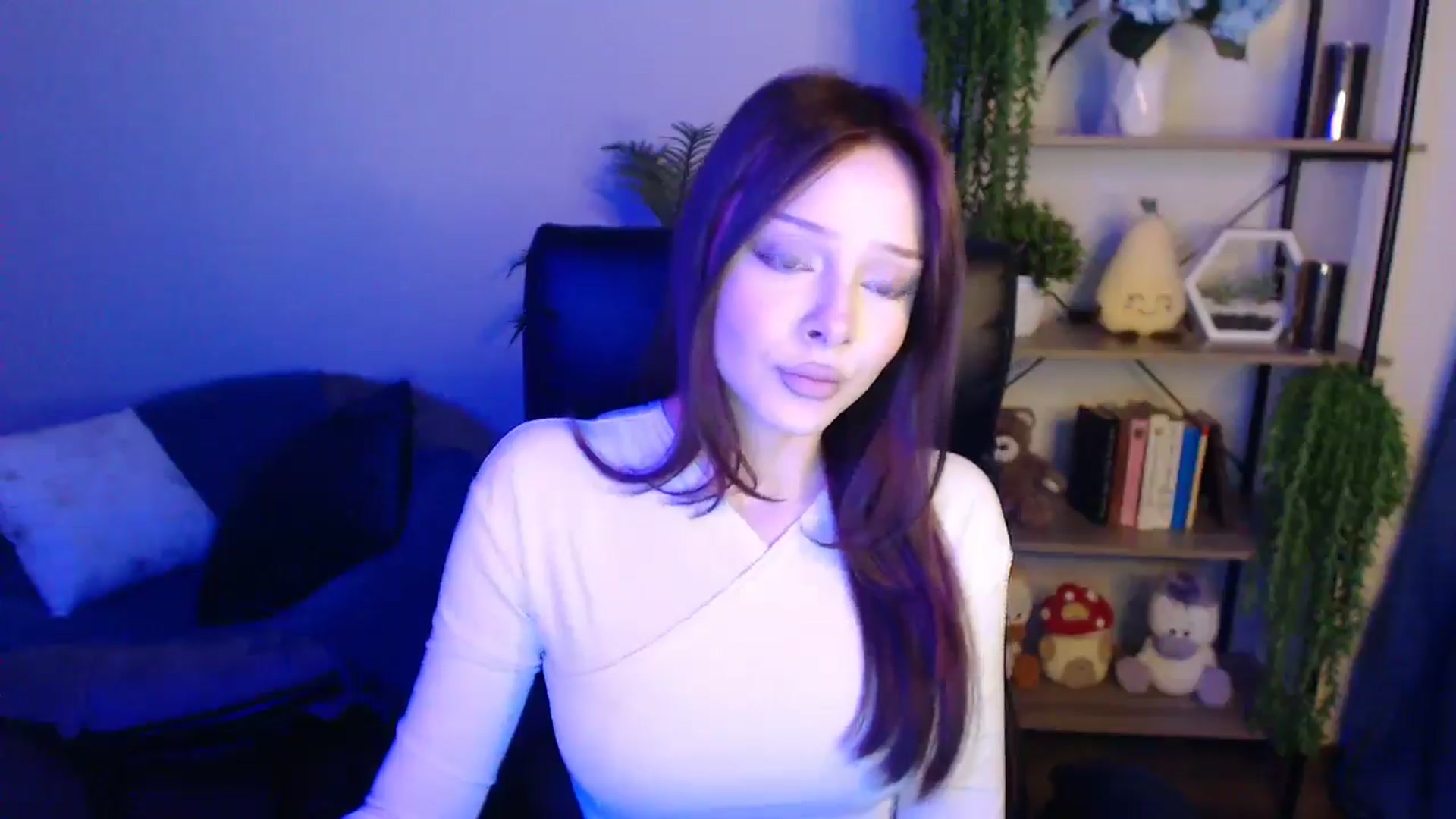 Gallery image thumbnail from KateManelli's myfreecams stream on, 04/12/2025, 12:22 image 19 of 20