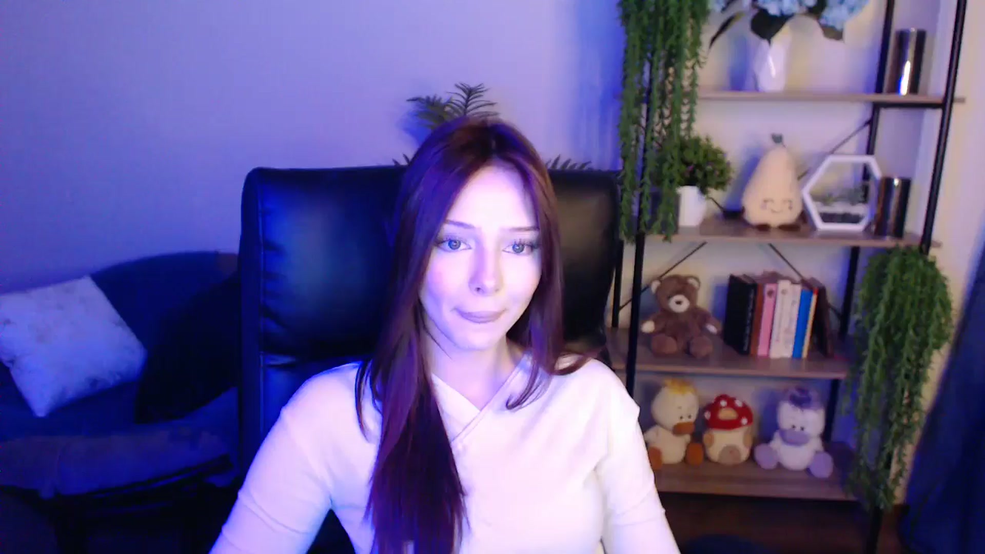Gallery image thumbnail from KateManelli's myfreecams stream on, 04/12/2025, 12:46 image 19 of 20