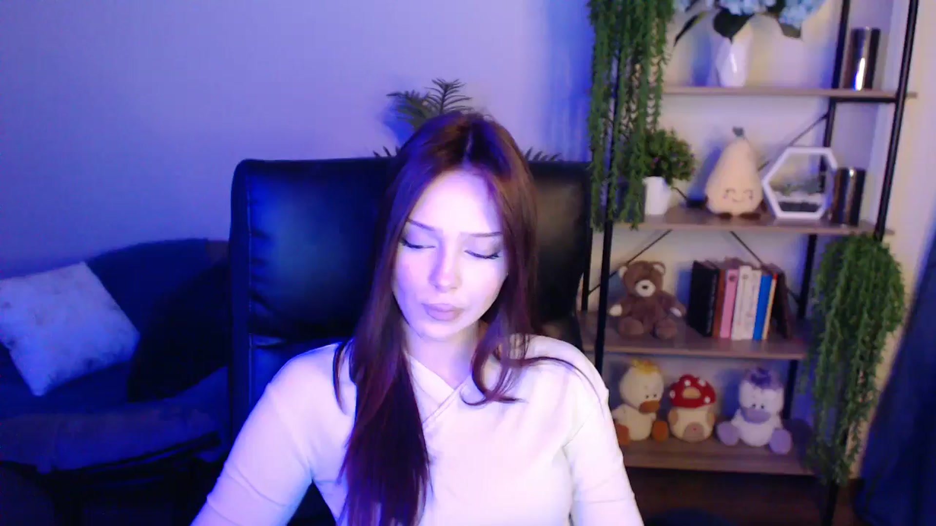 Gallery image thumbnail from KateManelli's myfreecams stream on, 04/12/2025, 12:46 image 20 of 20