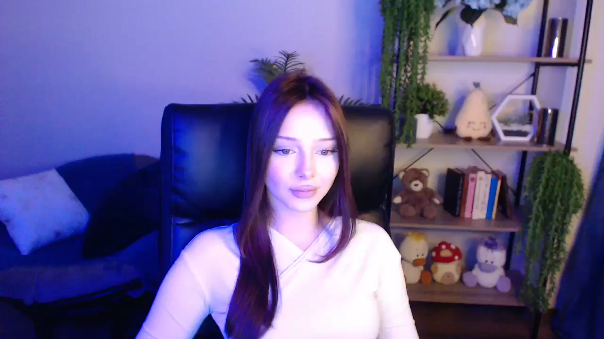 Gallery image thumbnail from KateManelli's myfreecams stream on, 04/12/2025, 13:43 image 20 of 20