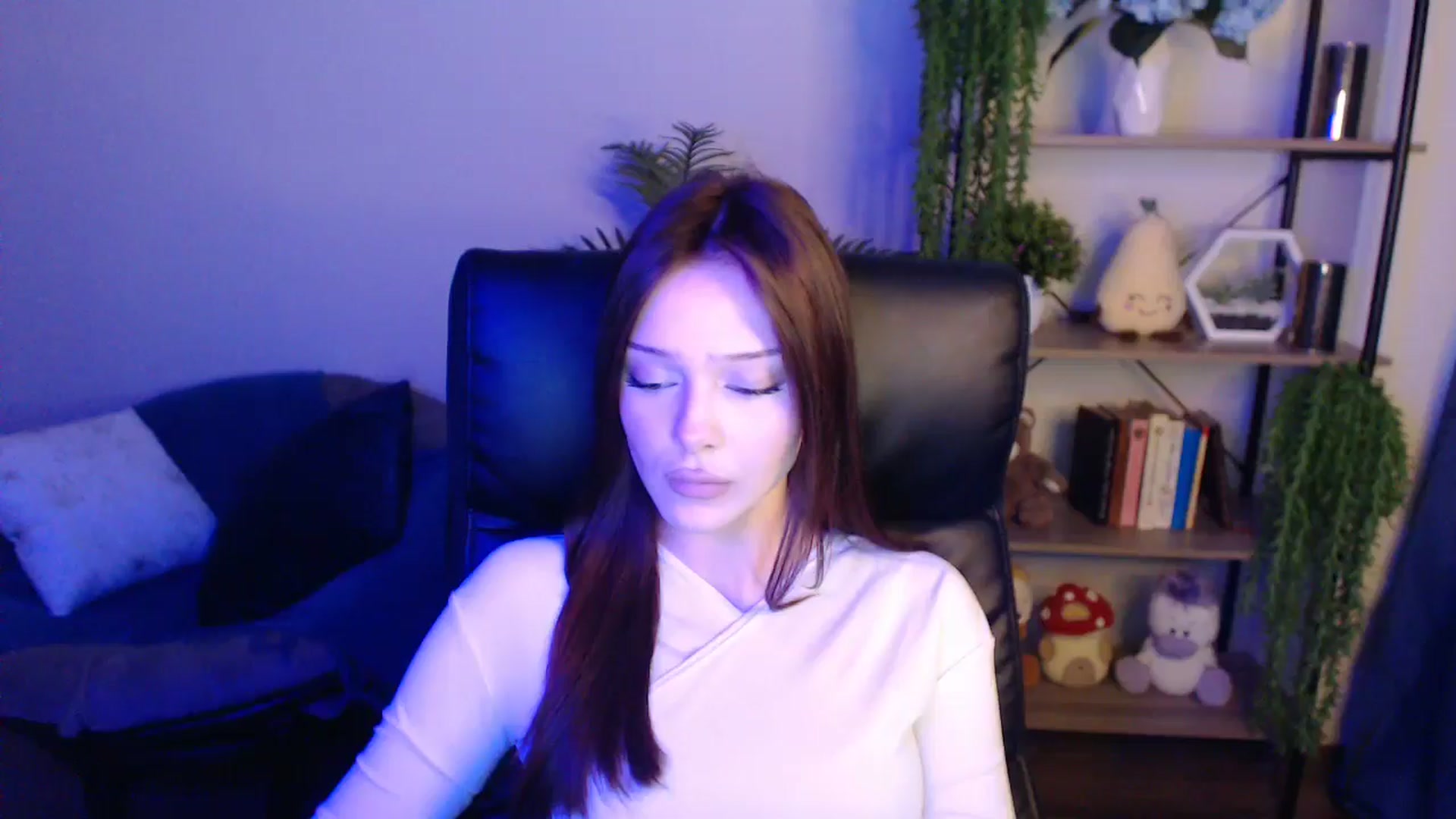 Gallery image thumbnail from KateManelli's myfreecams stream on, 04/12/2025, 13:43 image 1 of 20