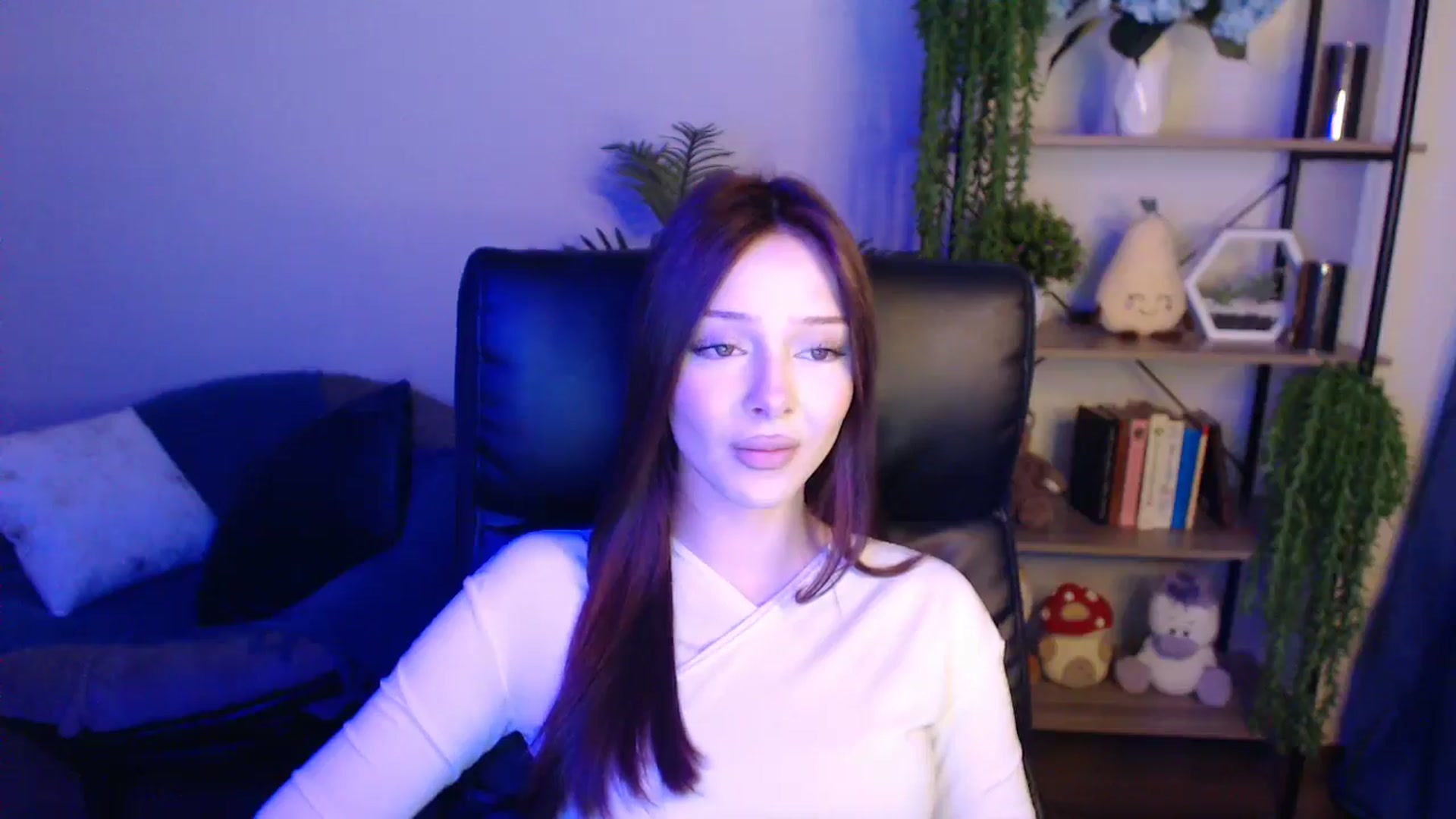 Gallery image thumbnail from KateManelli's myfreecams stream on, 04/12/2025, 13:43 image 3 of 20