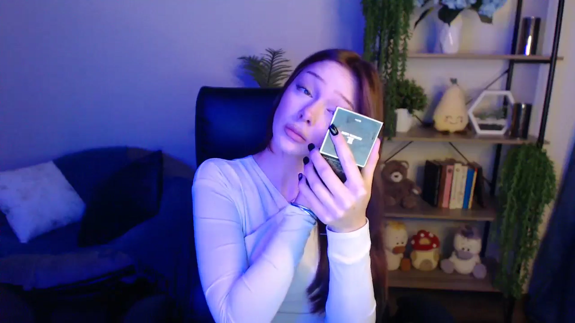 Gallery image thumbnail from KateManelli's myfreecams stream on, 04/12/2025, 14:03 image 20 of 20