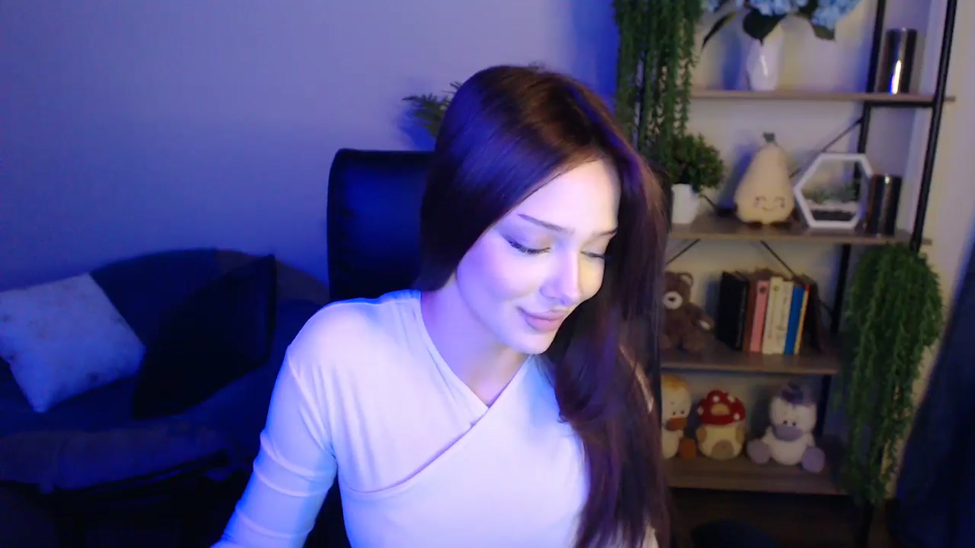 Gallery image thumbnail from KateManelli's myfreecams stream on, 04/12/2025, 14:03 image 17 of 20