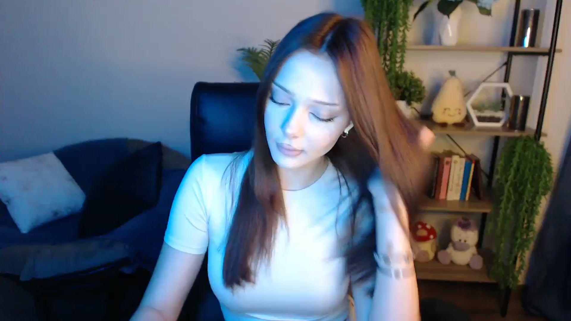 Gallery image thumbnail from KateManelli's myfreecams stream on, 04/15/2025, 08:54 image 5 of 20