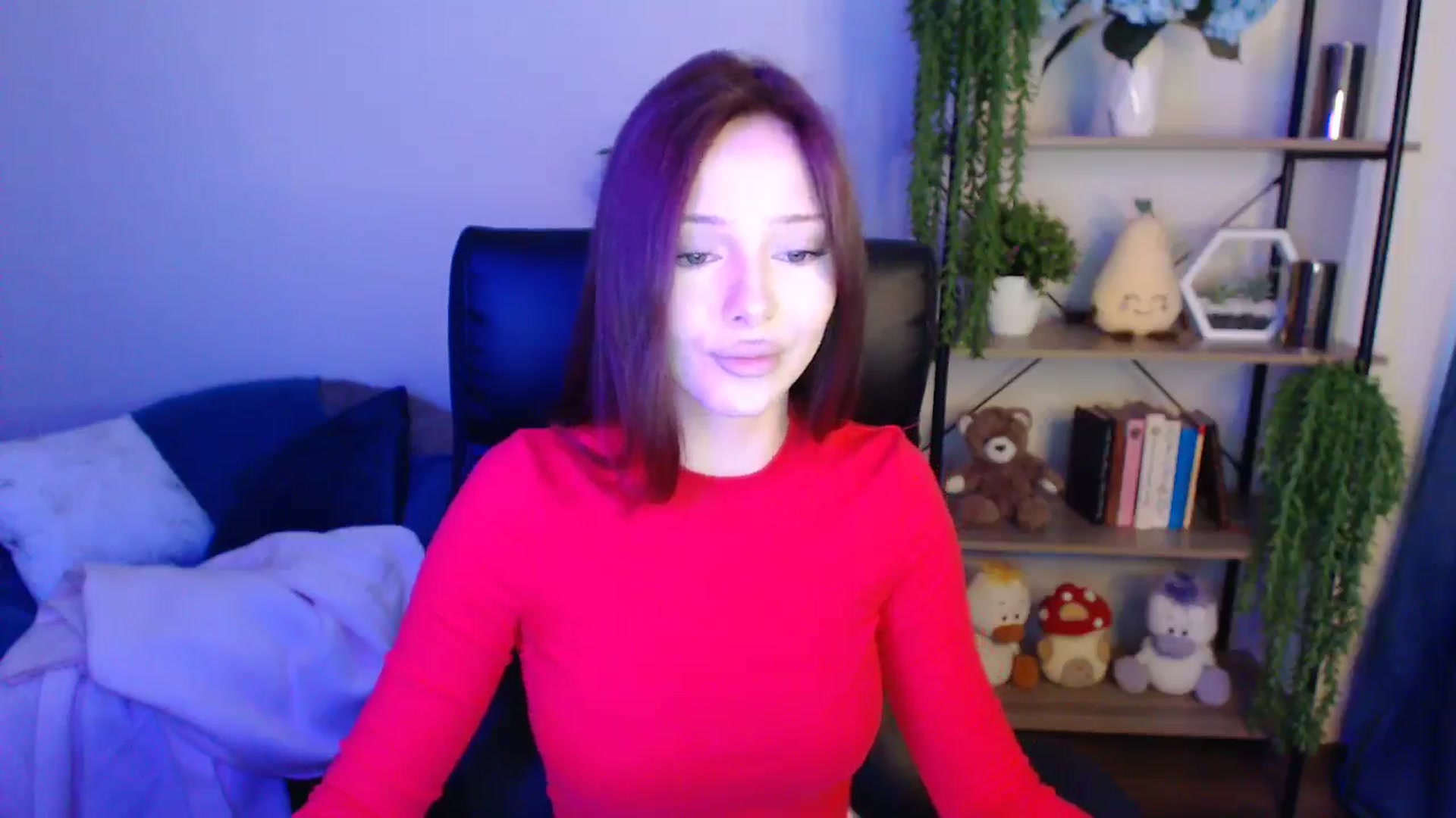 Gallery image thumbnail from KateManelli's myfreecams stream on, 04/16/2025, 09:00 image 16 of 20