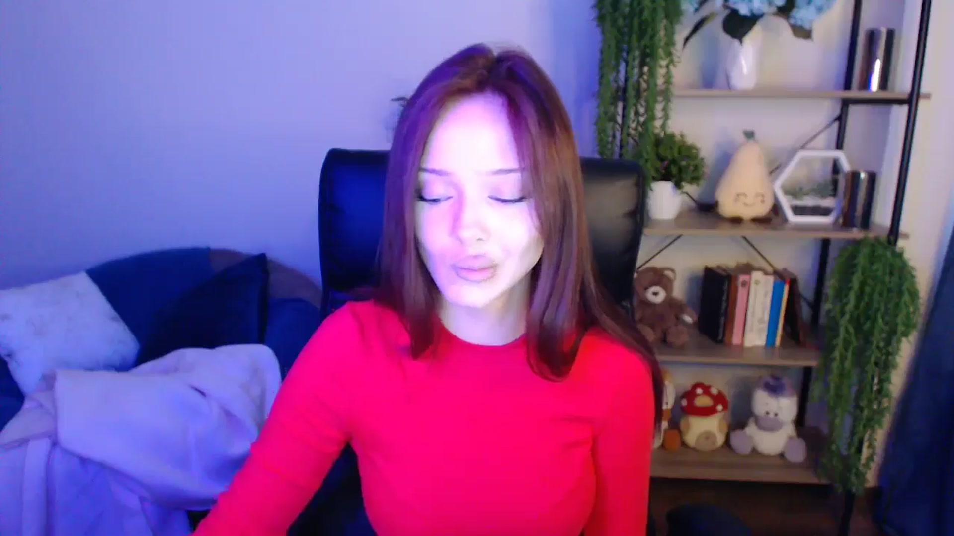 Gallery image thumbnail from KateManelli's myfreecams stream on, 04/16/2025, 09:00 image 20 of 20