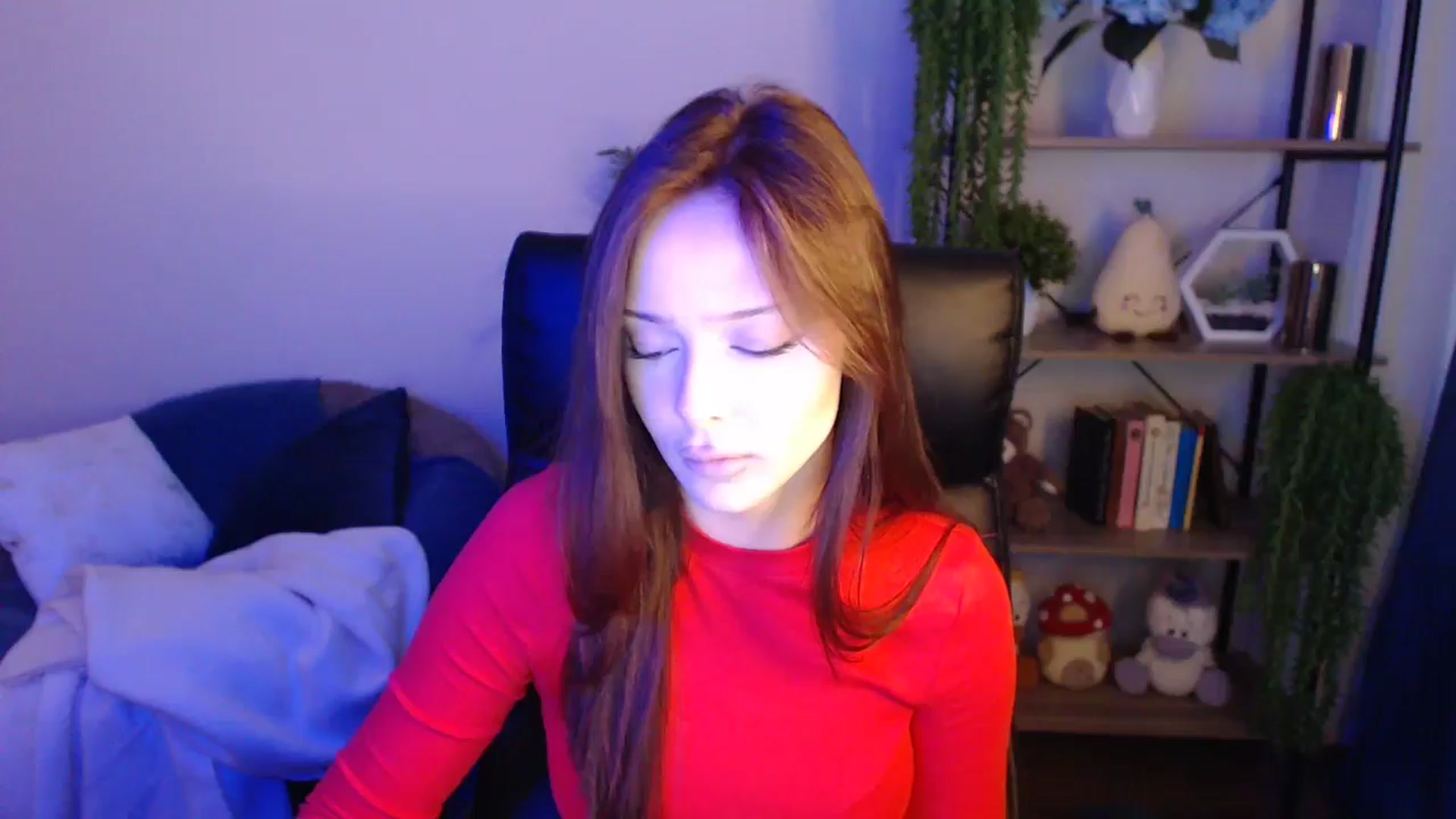 Gallery image thumbnail from KateManelli's myfreecams stream on, 04/16/2025, 09:00 image 10 of 20