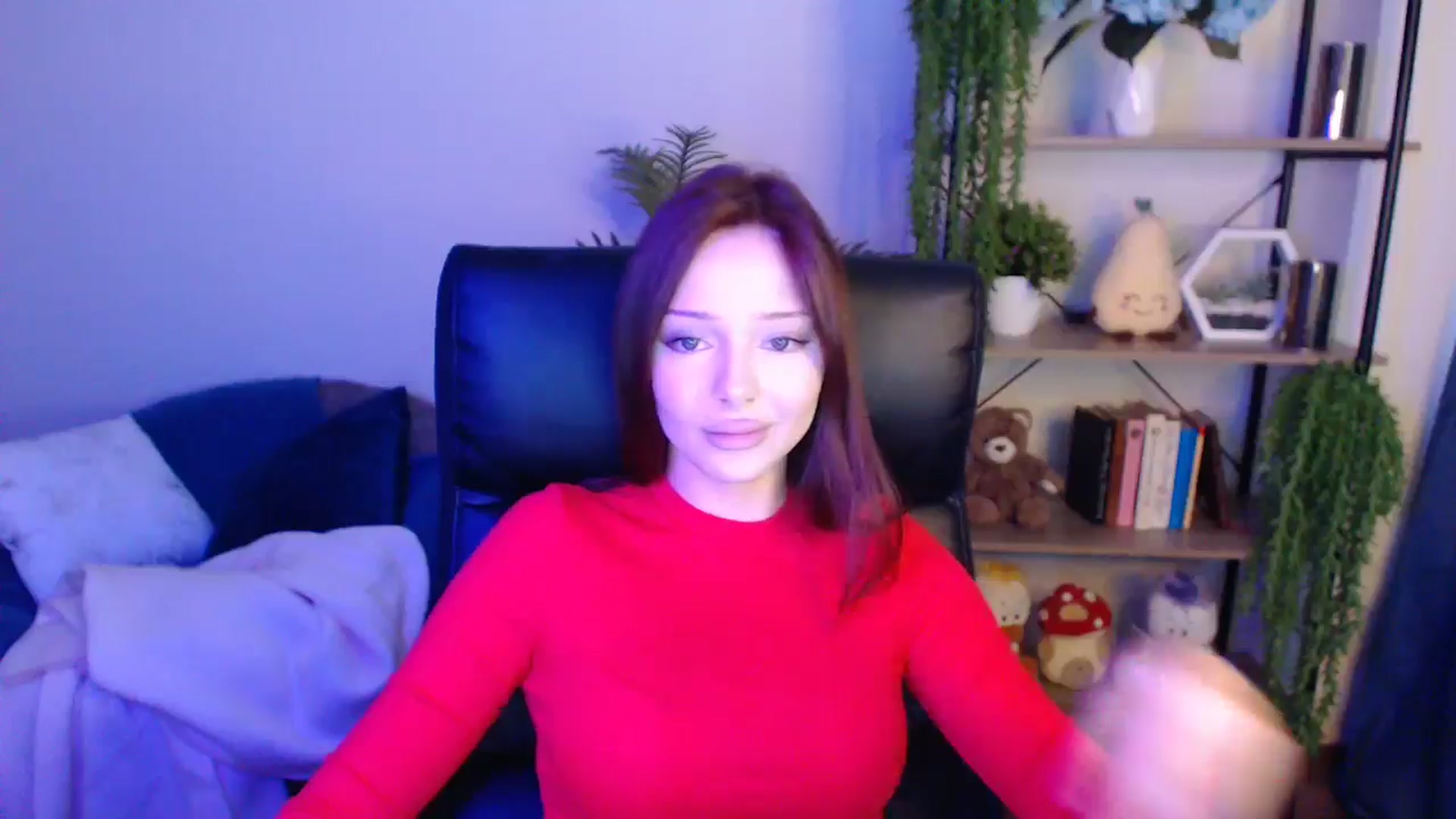 Gallery image thumbnail from KateManelli's myfreecams stream on, 04/16/2025, 09:43 image 5 of 20