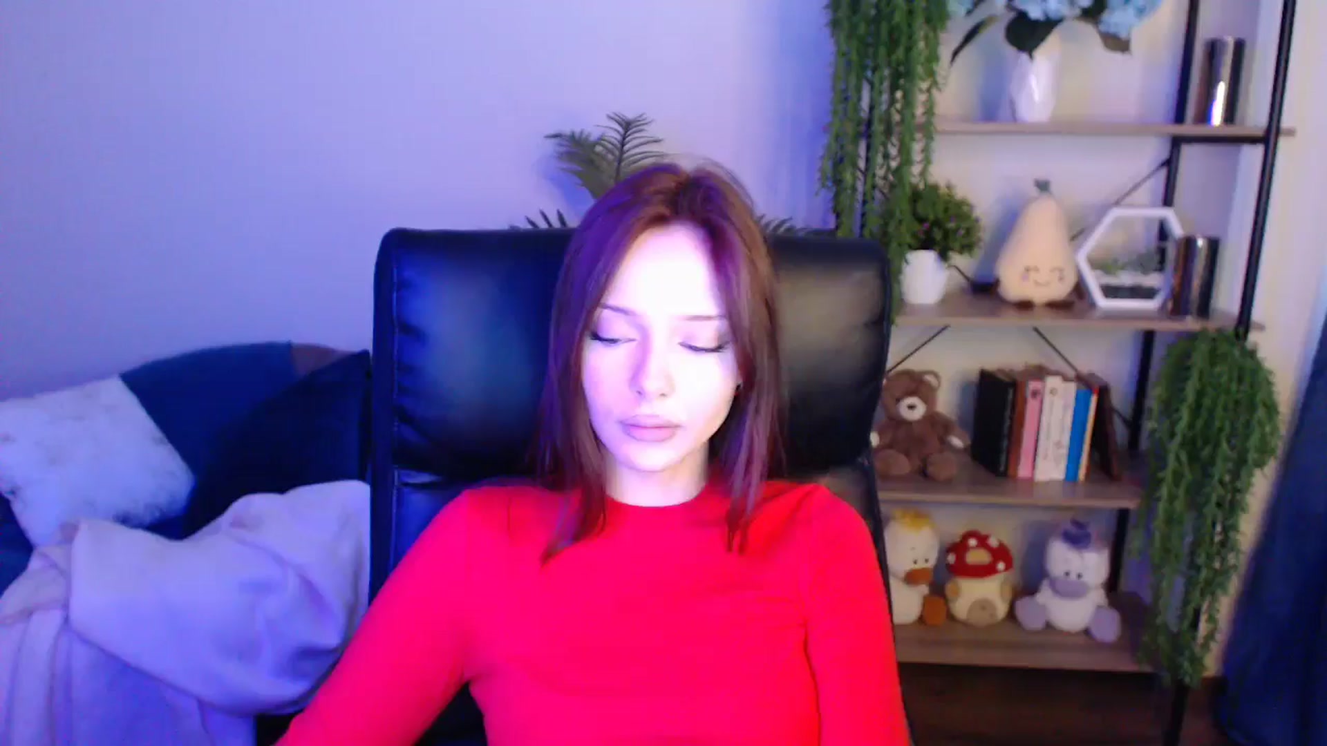 Gallery image thumbnail from KateManelli's myfreecams stream on, 04/16/2025, 10:41 image 4 of 20