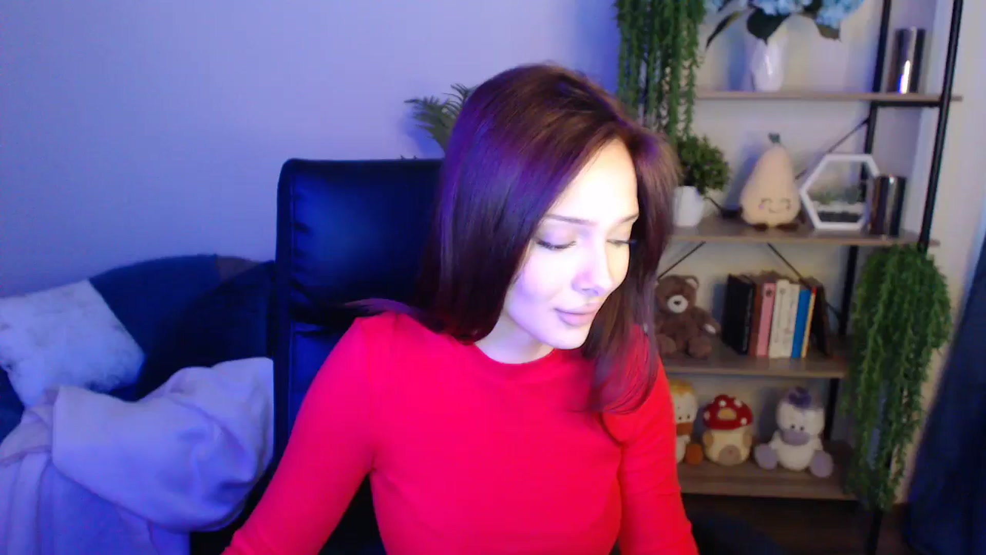 Gallery image thumbnail from KateManelli's myfreecams stream on, 04/16/2025, 10:41 image 12 of 20