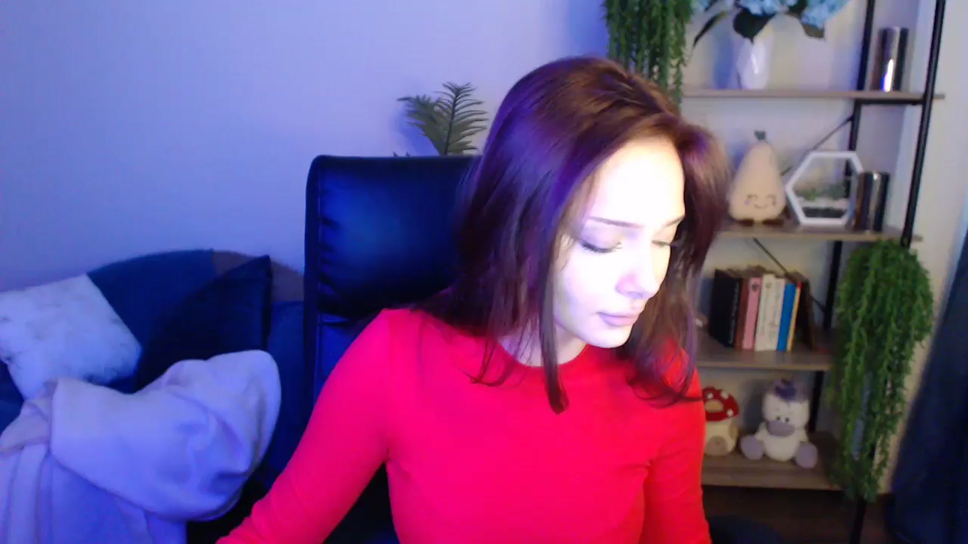 Gallery image thumbnail from KateManelli's myfreecams stream on, 04/16/2025, 10:41 image 7 of 20