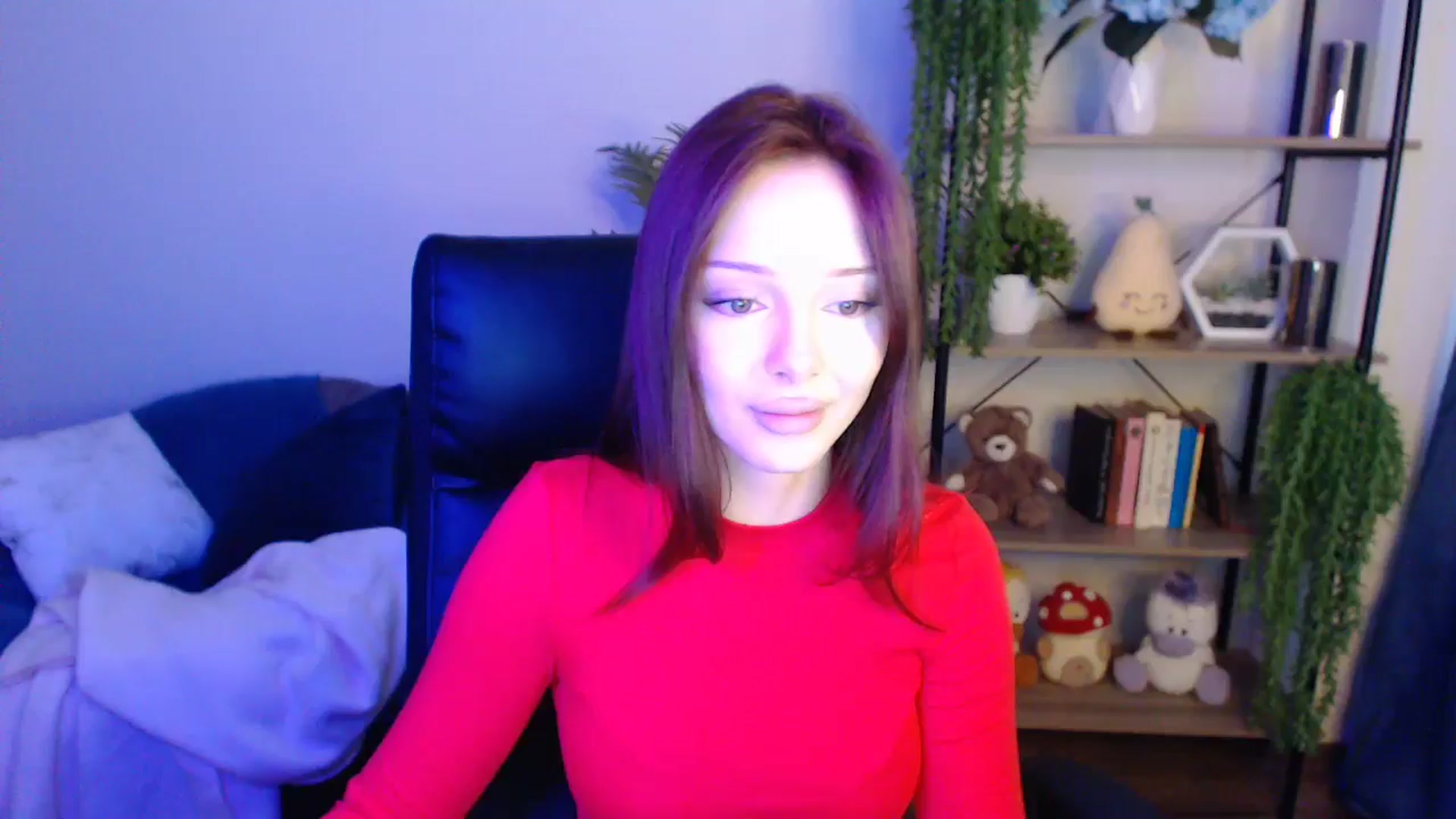 Gallery image thumbnail from KateManelli's myfreecams stream on, 04/16/2025, 10:41 image 13 of 20