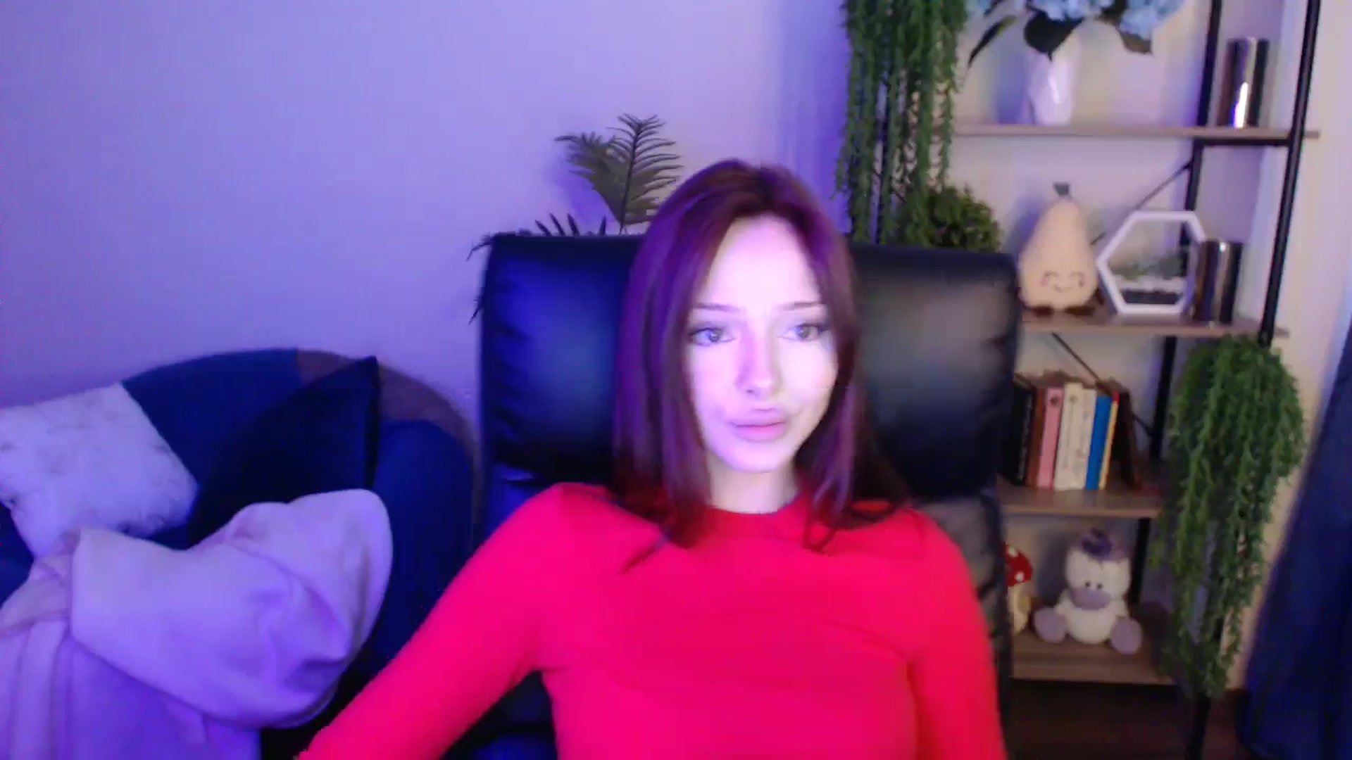 Gallery image thumbnail from KateManelli's myfreecams stream on, 04/16/2025, 11:02 image 12 of 20