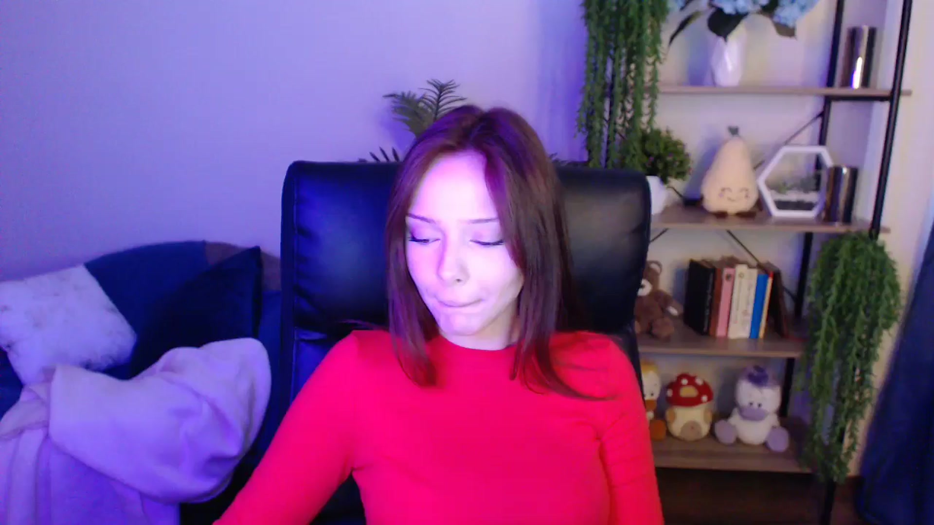 Gallery image thumbnail from KateManelli's myfreecams stream on, 04/16/2025, 11:02 image 1 of 20
