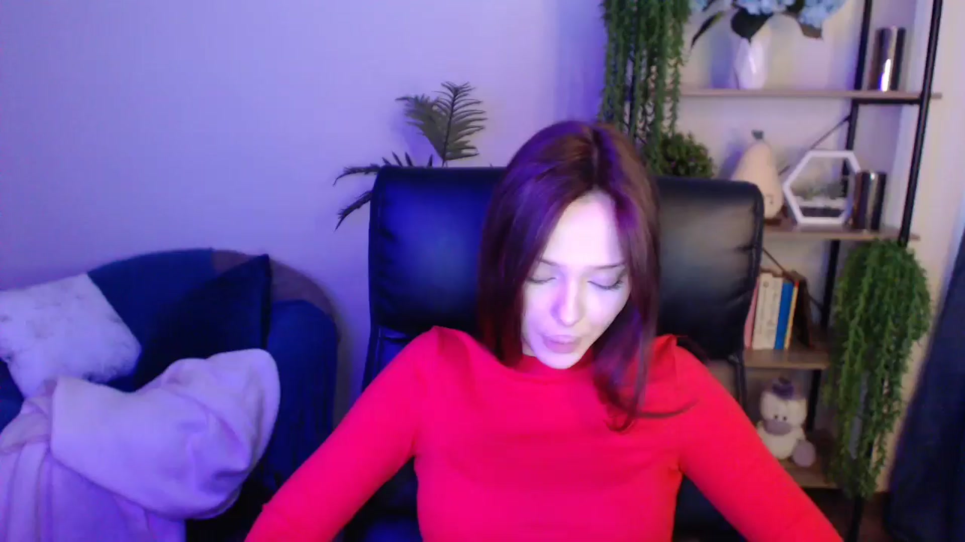 Gallery image thumbnail from KateManelli's myfreecams stream on, 04/16/2025, 11:02 image 3 of 20