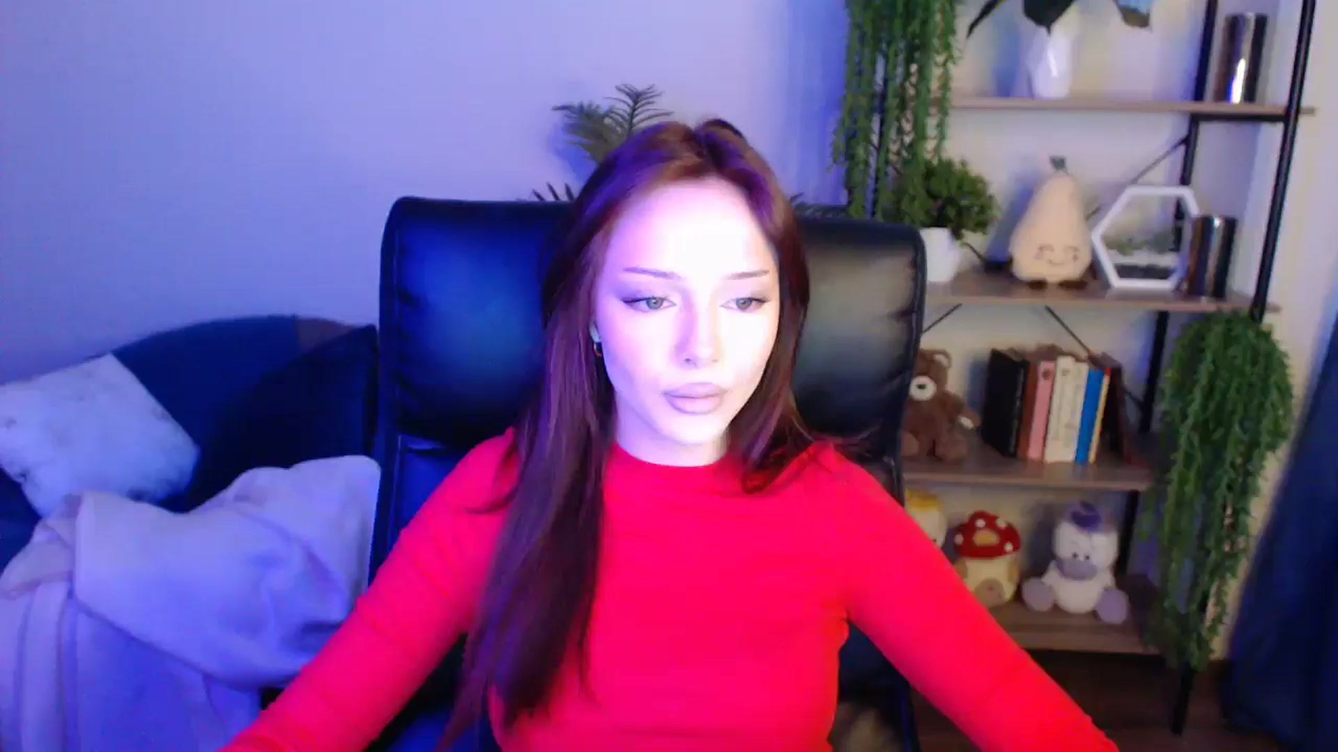 Gallery image thumbnail from KateManelli's myfreecams stream on, 04/16/2025, 11:51 image 1 of 20