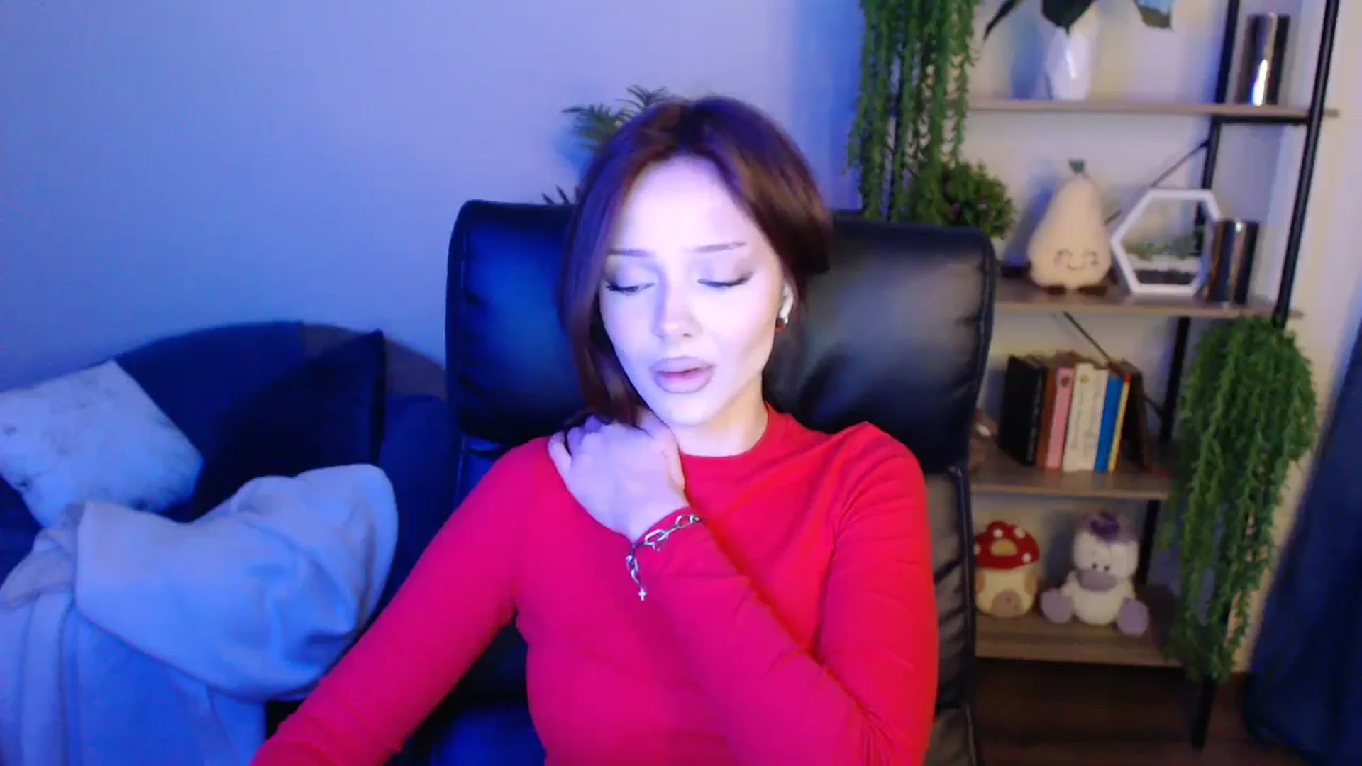 Gallery image thumbnail from KateManelli's myfreecams stream on, 04/16/2025, 11:51 image 20 of 20