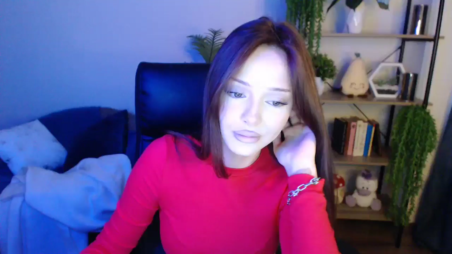 Gallery image thumbnail from KateManelli's myfreecams stream on, 04/16/2025, 11:51 image 15 of 20